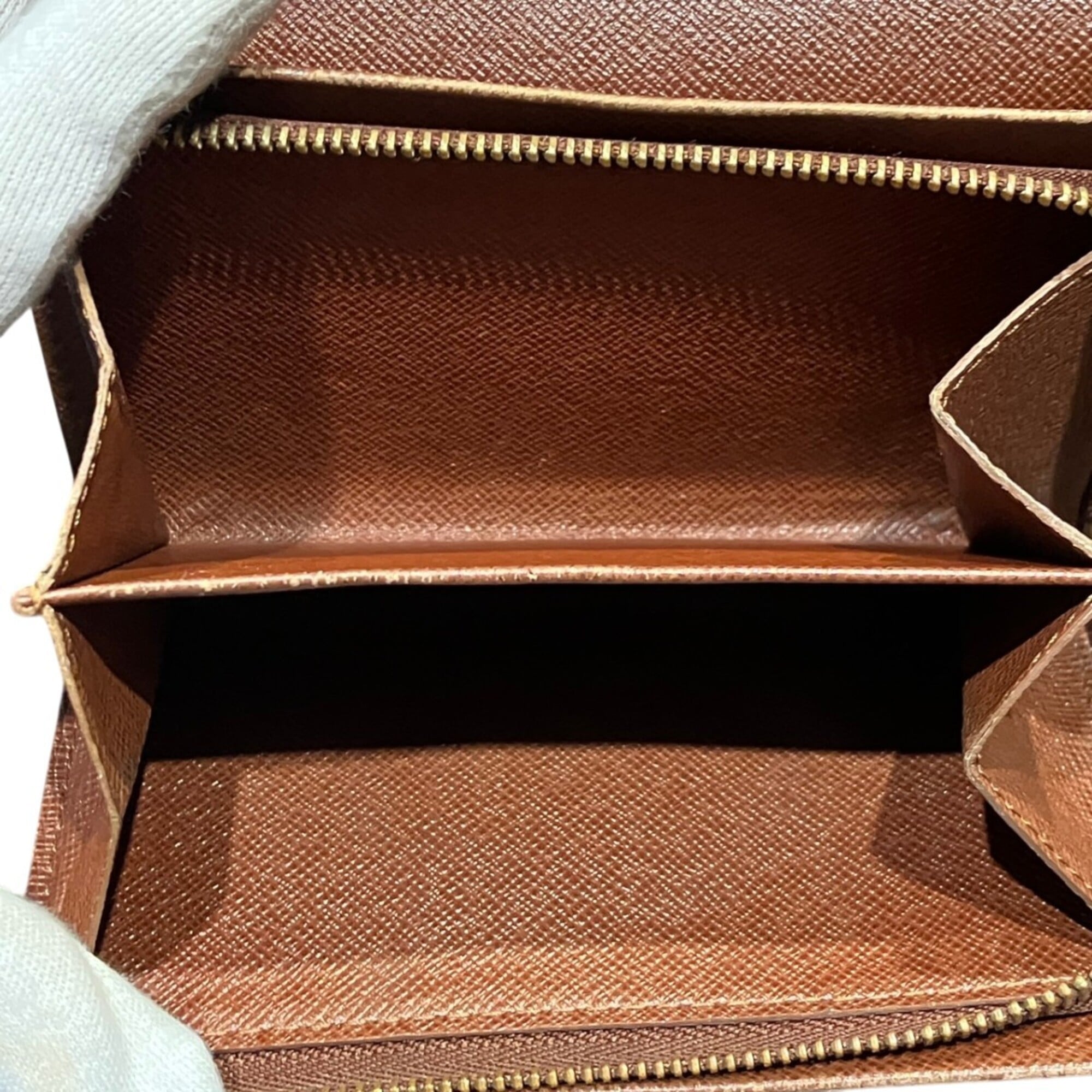 Louis Vuitton Brown Monogram Wallet (Bi-Fold) (Pre-Owned)