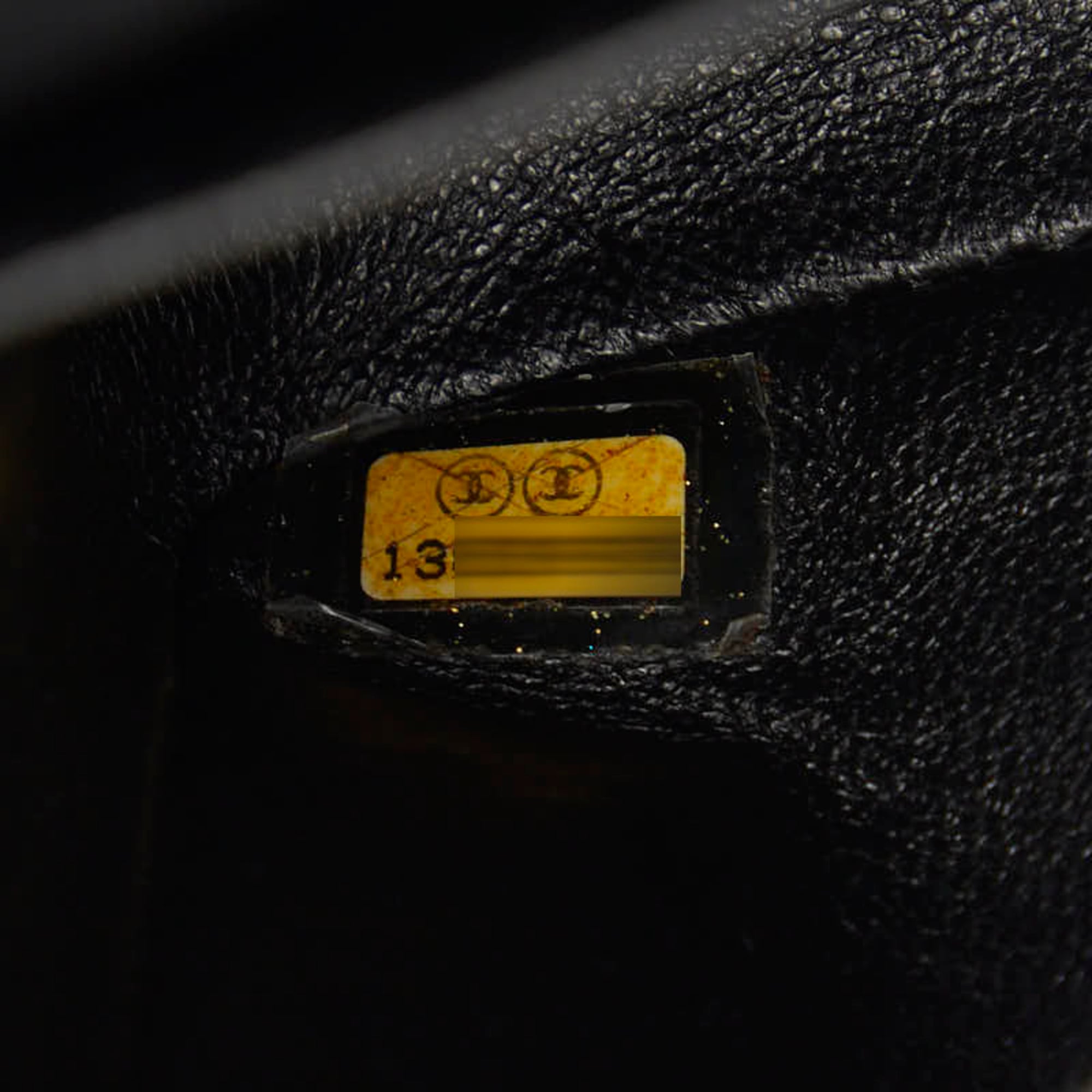 Chanel Black Grained Calfskin Shoulder Bag (Pre-Owned)
