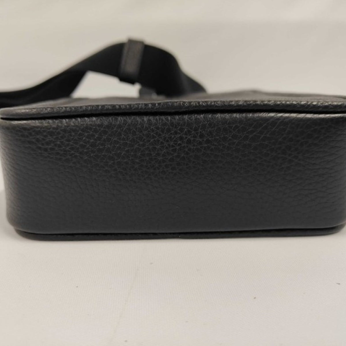 Coach Signature Black Pvc Leather Shoulder Bag (Pre-Owned)