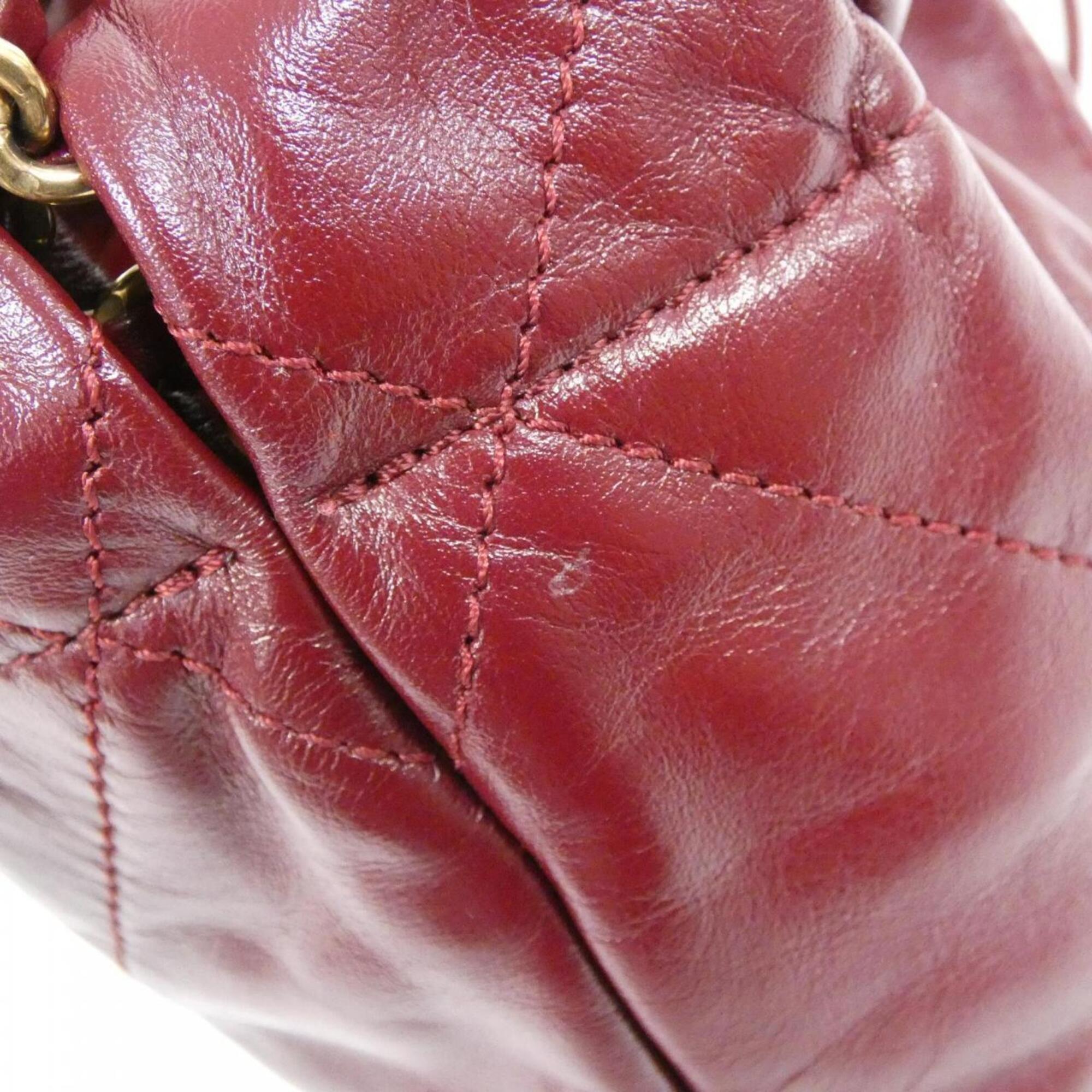 Chanel Bordeaux Leather Handbag (Pre-Owned)