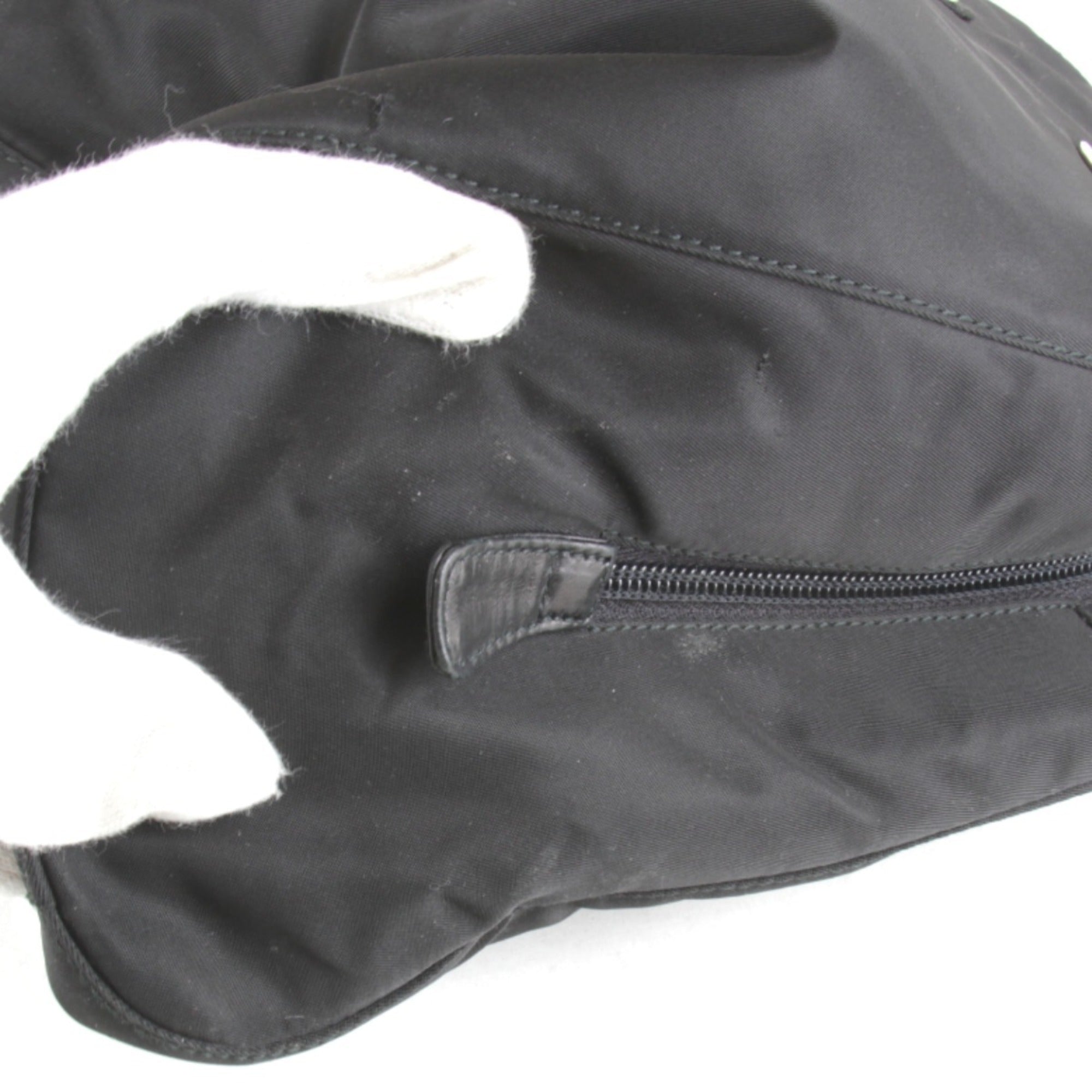 Prada Black Nylon Shoulder Bag (Pre-Owned)