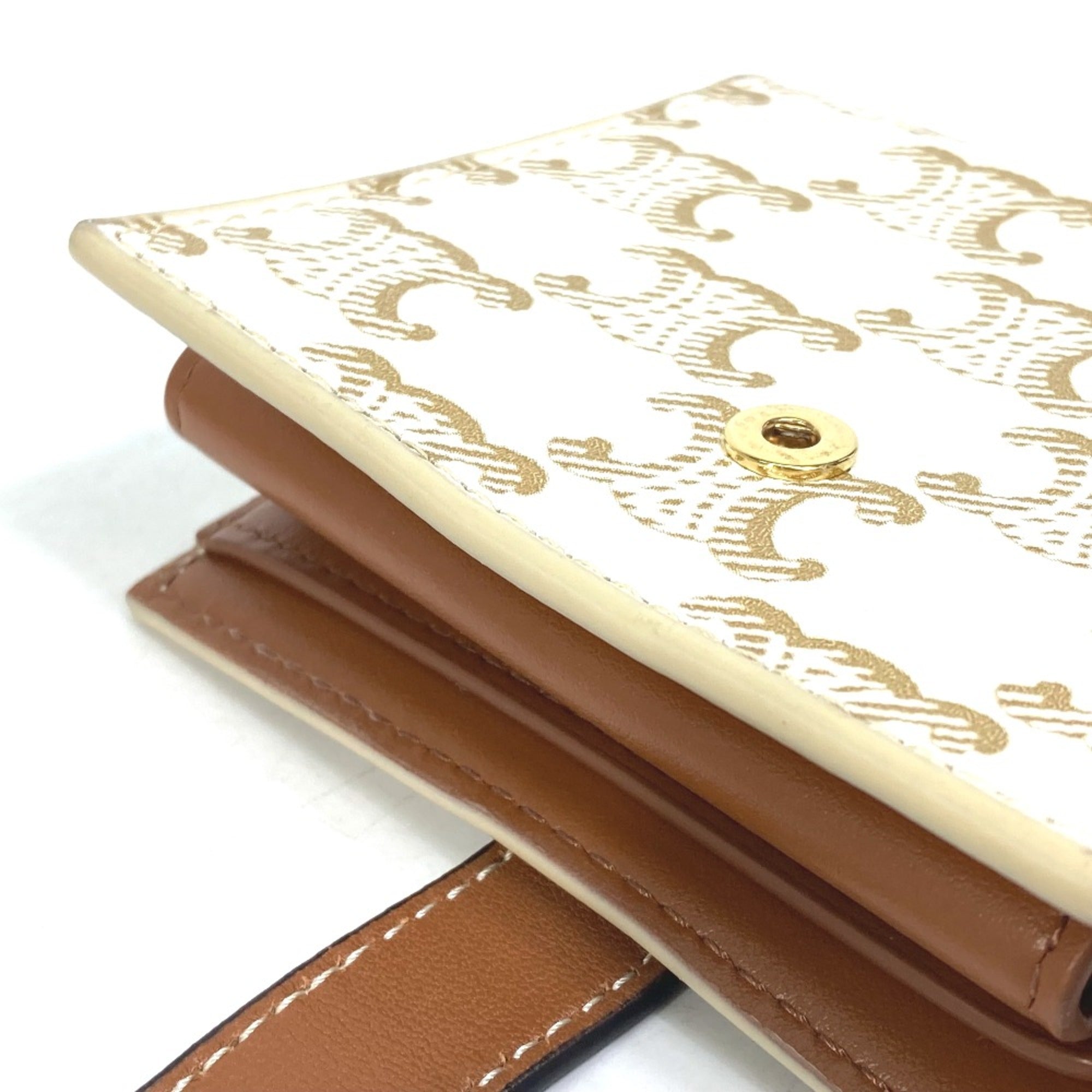 Celine White Other Wallet (Bi-Fold) (Pre-Owned)