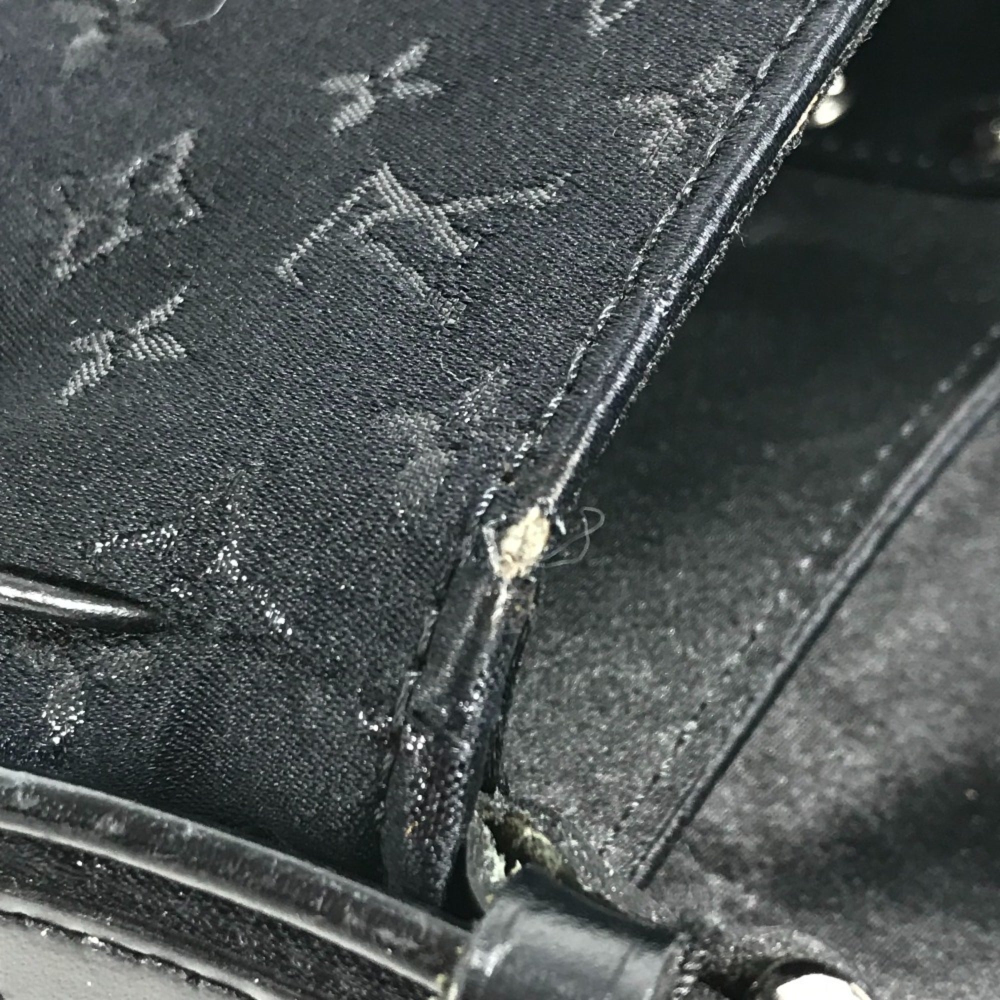 Louis Vuitton Black Monogram Satin Leather Pochette Shoulder Bag (Pre-Owned)