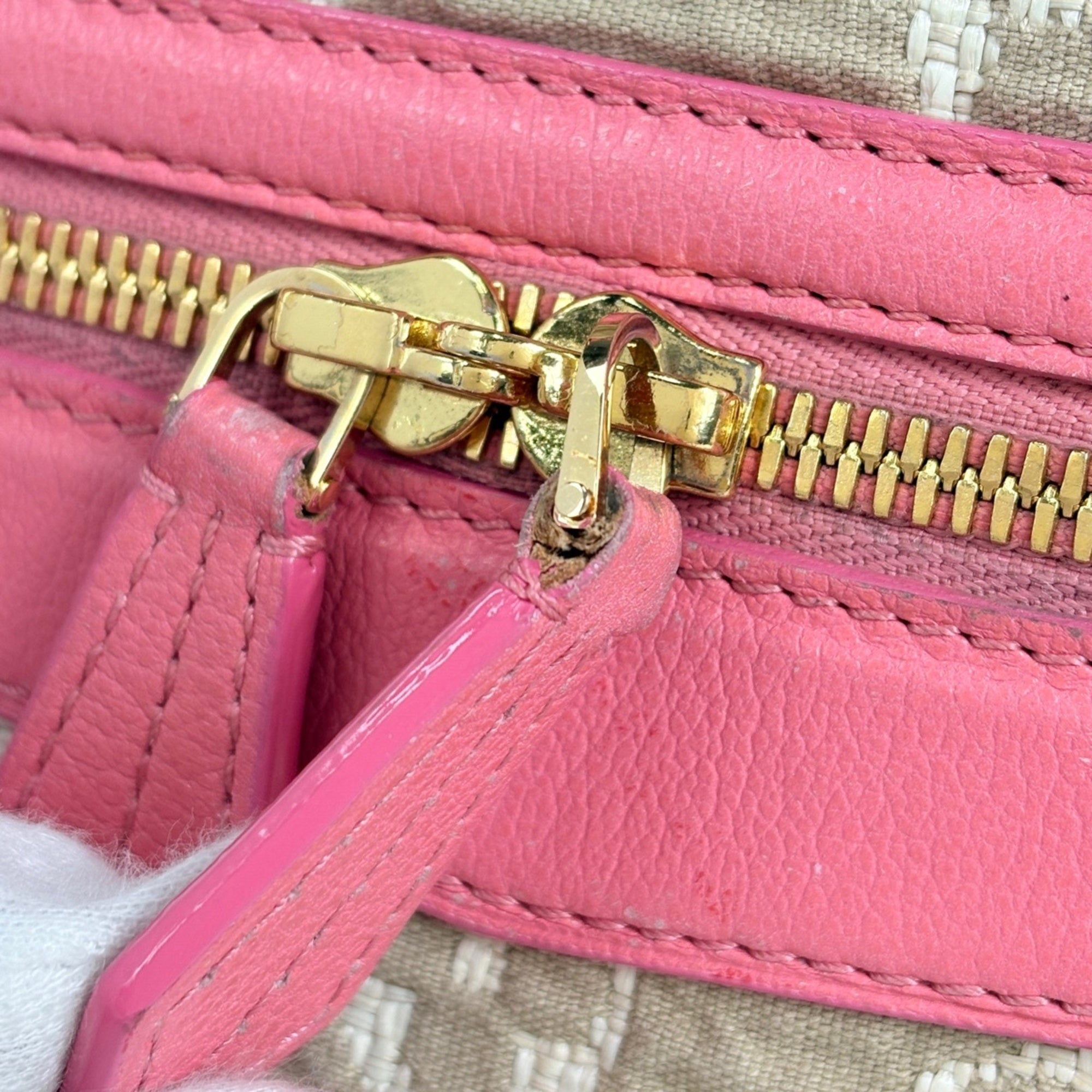 Louis Vuitton Beige Pink Monogram Monogram Handbag (Pre-Owned)
