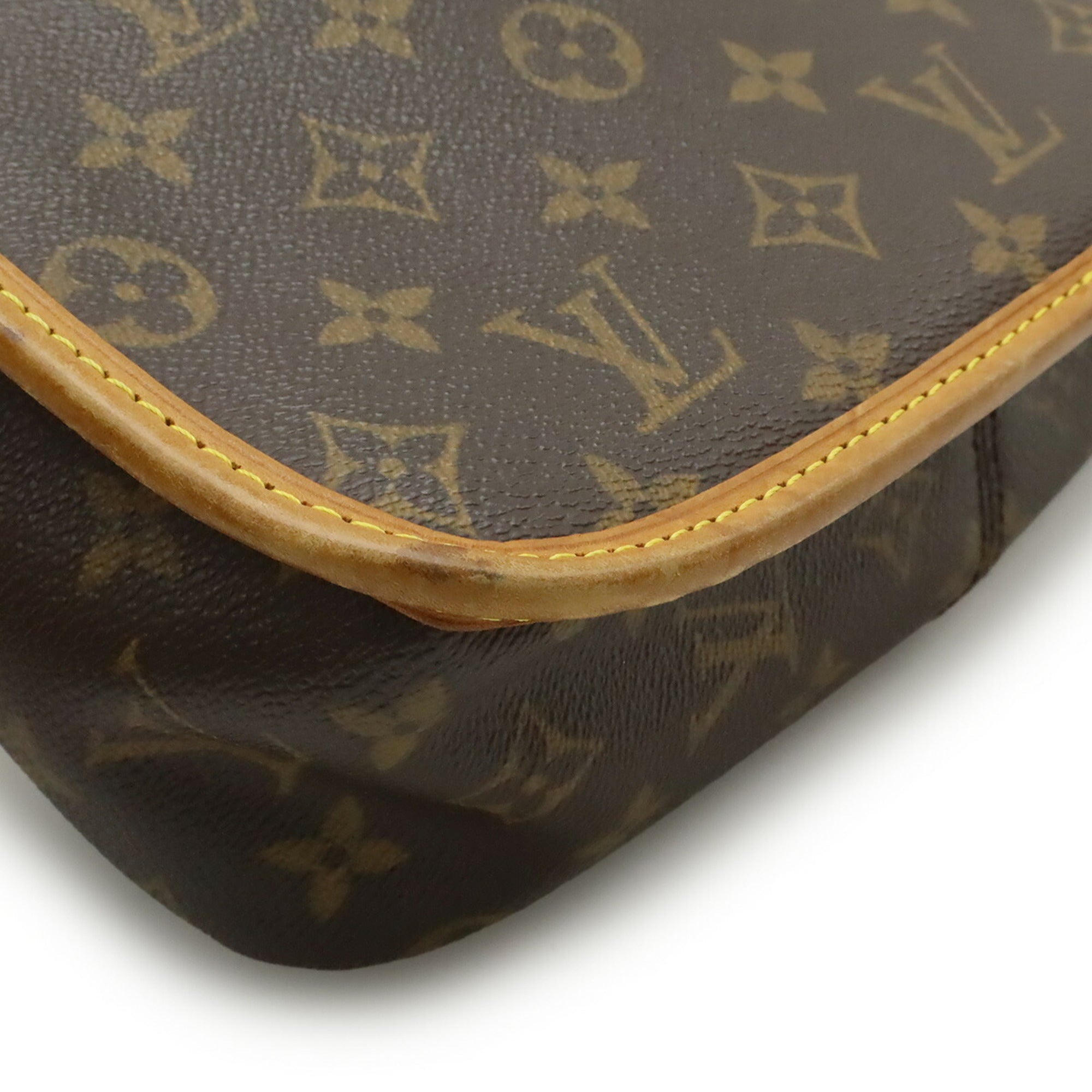 Louis Vuitton Monogram Brown Monogram Shoulder Bag (Pre-Owned)