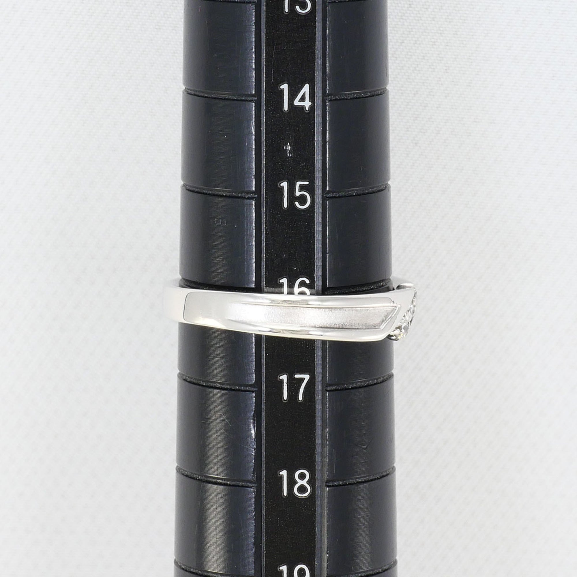 Unbranded White Gold White Gold (14K) Band Ring (Pre-Owned)