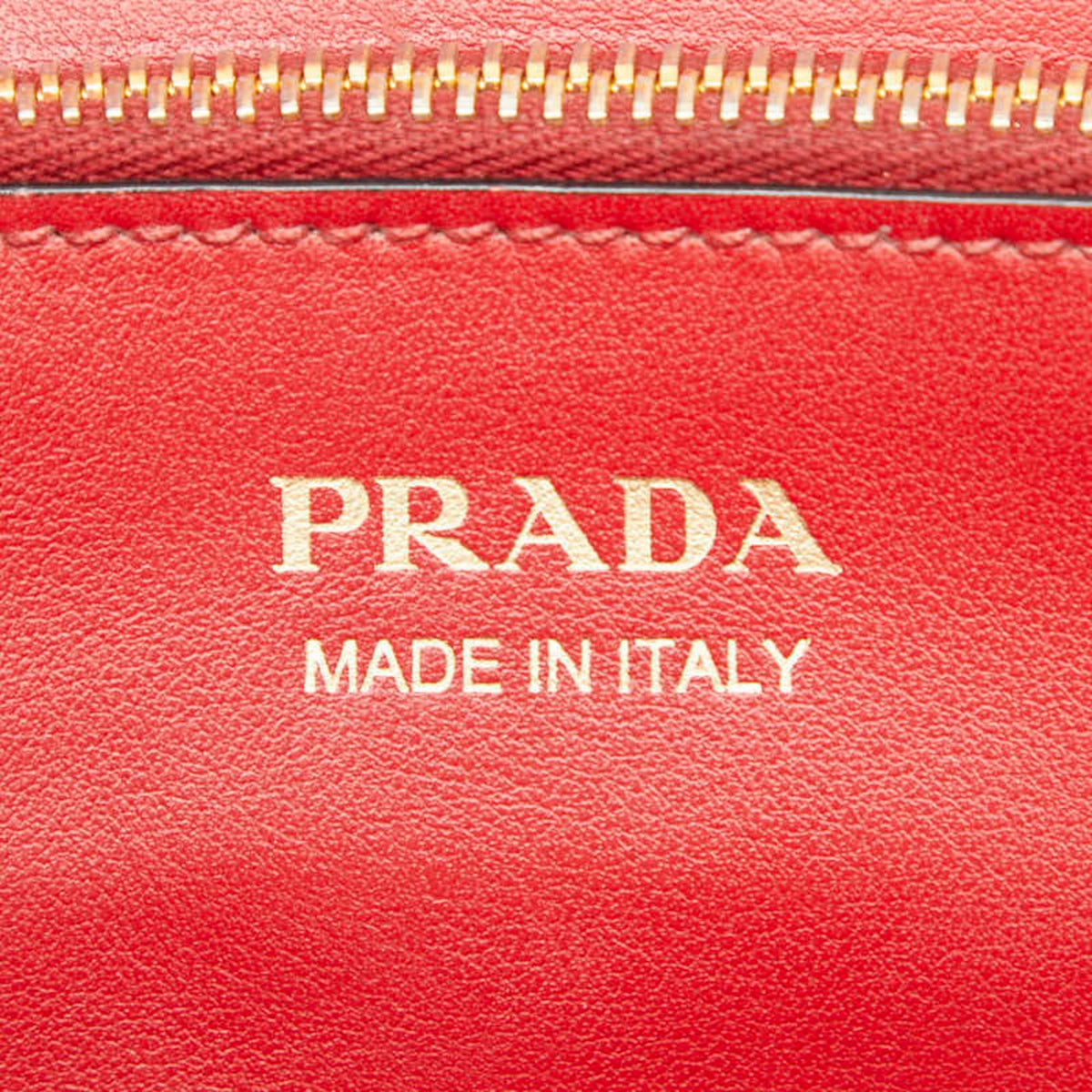 Prada Red Color Leather Handbag Shoulder Bag (Pre-Owned)
