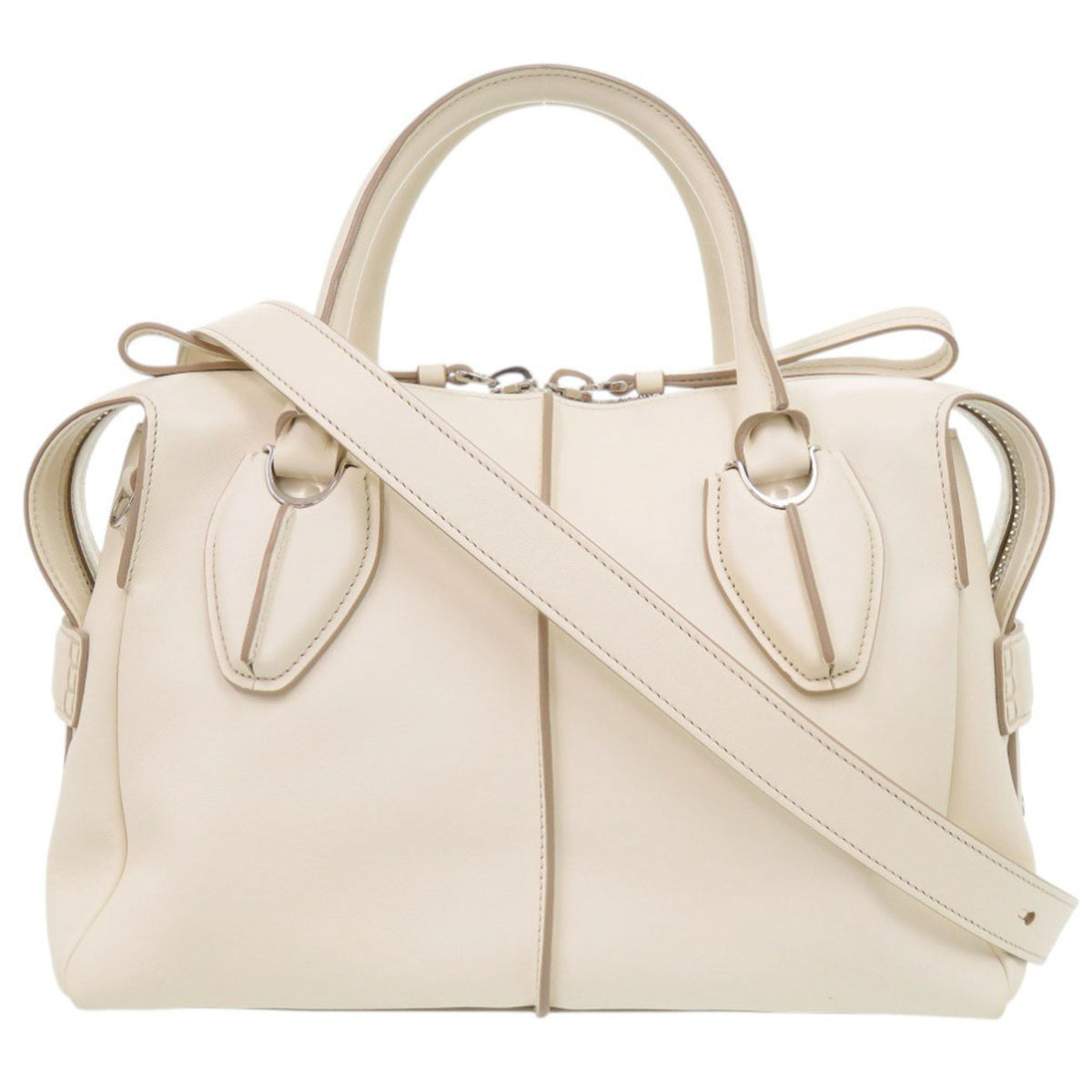 Tod's Ivory Leather Handbag (Pre-Owned)