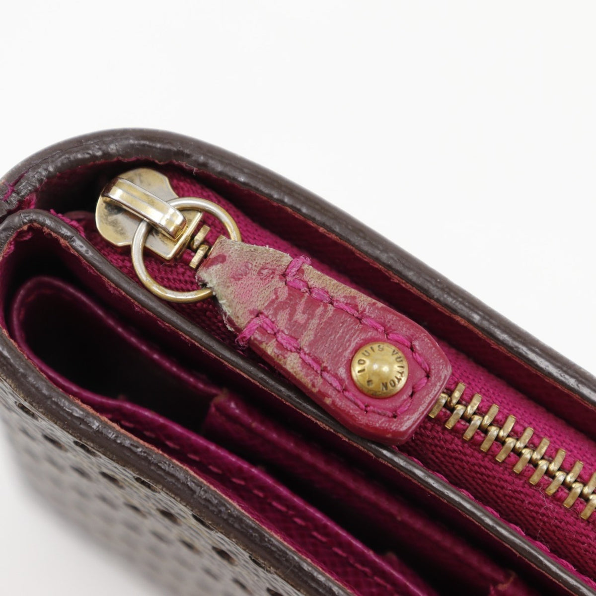 Louis Vuitton Brown Fuchsia Monogram Pink Monogram Wallet (Bi-Fold) (Pre-Owned)