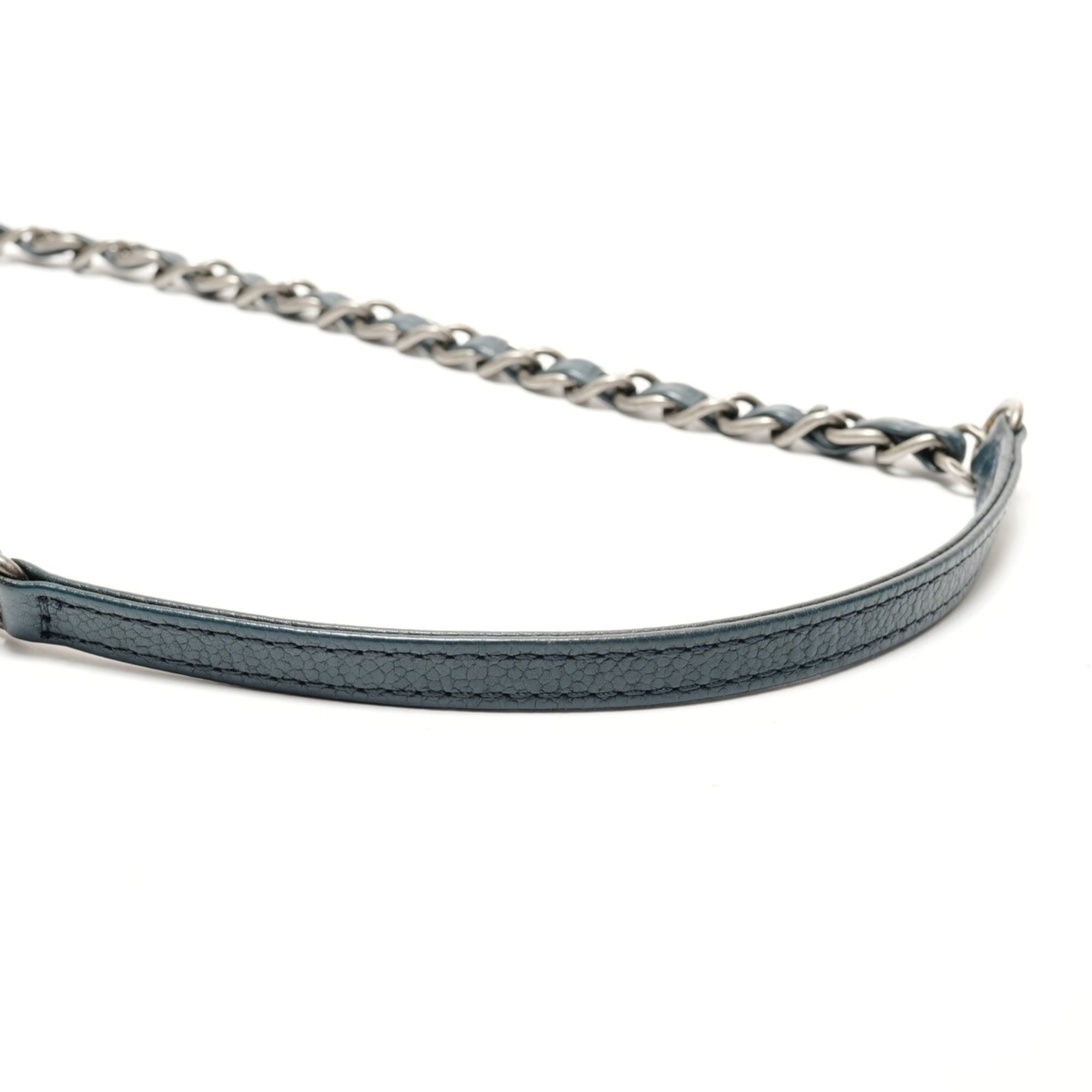 Chanel Blue Shoulder Bag (Pre-Owned)