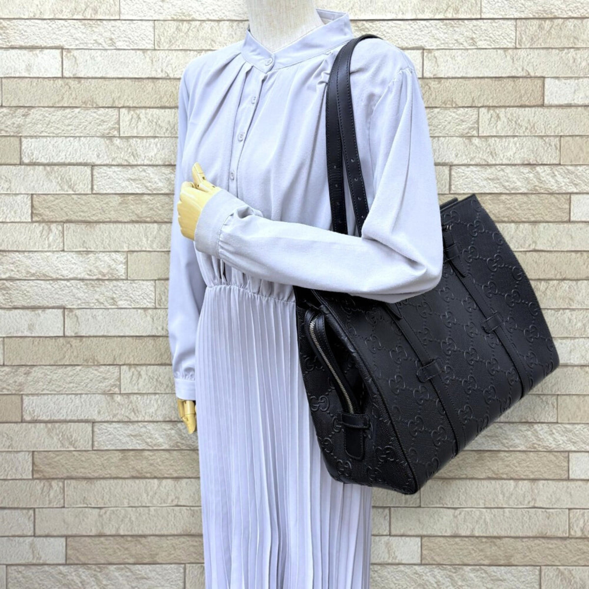 Gucci Black Gg Leather Handbag Tote Bag (Pre-Owned)