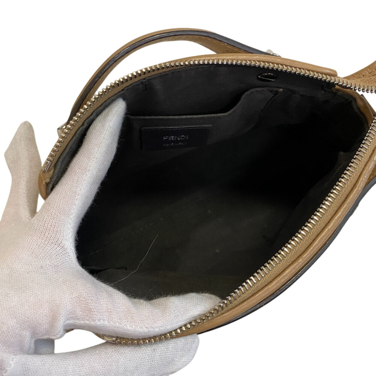 Fendi Beige Straw Handbag (Pre-Owned)