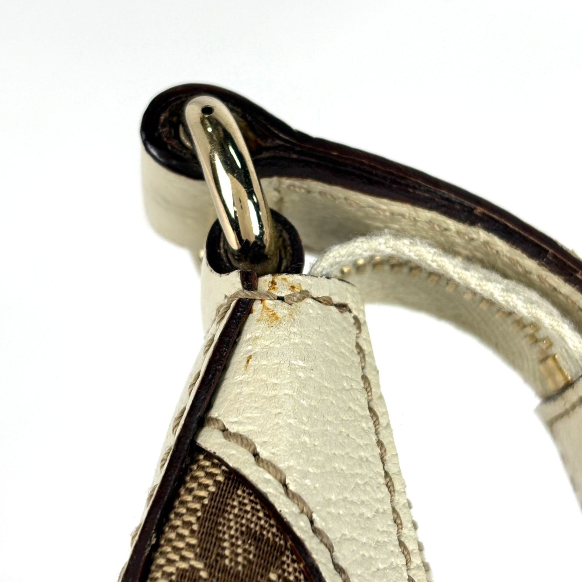 Gucci Beige White Gg Canvas Leather Shoulder Bag (Pre-Owned)