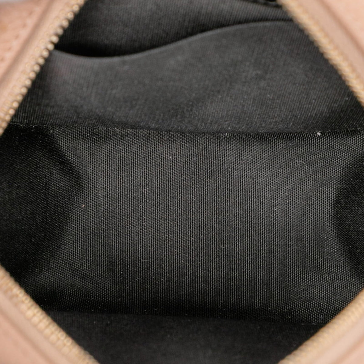 Chanel Beige Black Grained Calfskin Shoulder Bag (Pre-Owned)