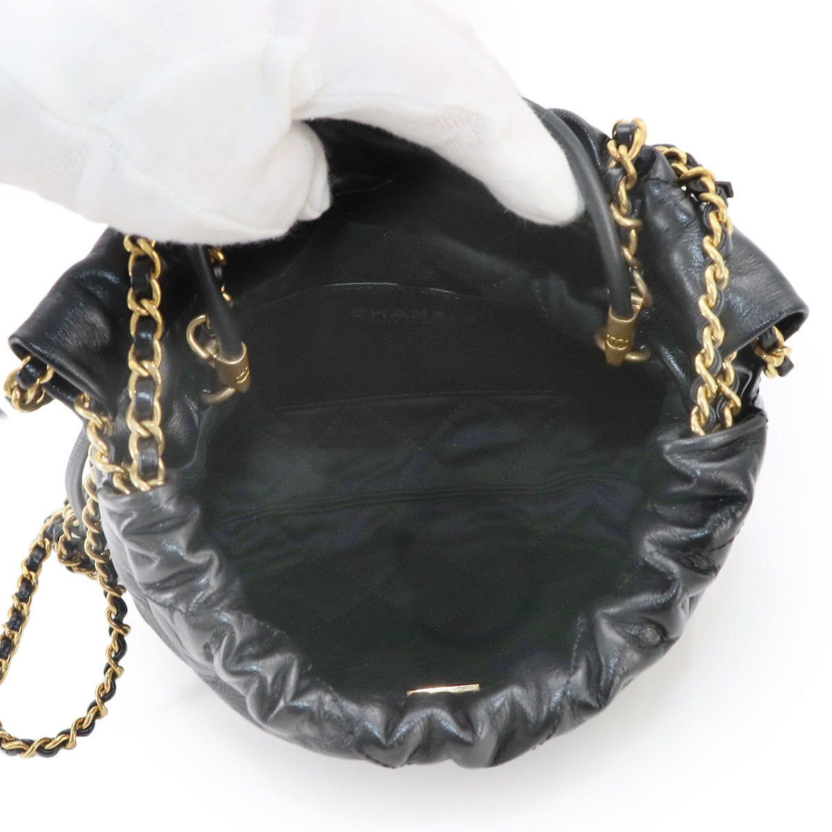 Chanel Black Leather Handbag Shoulder Bag (Pre-Owned)