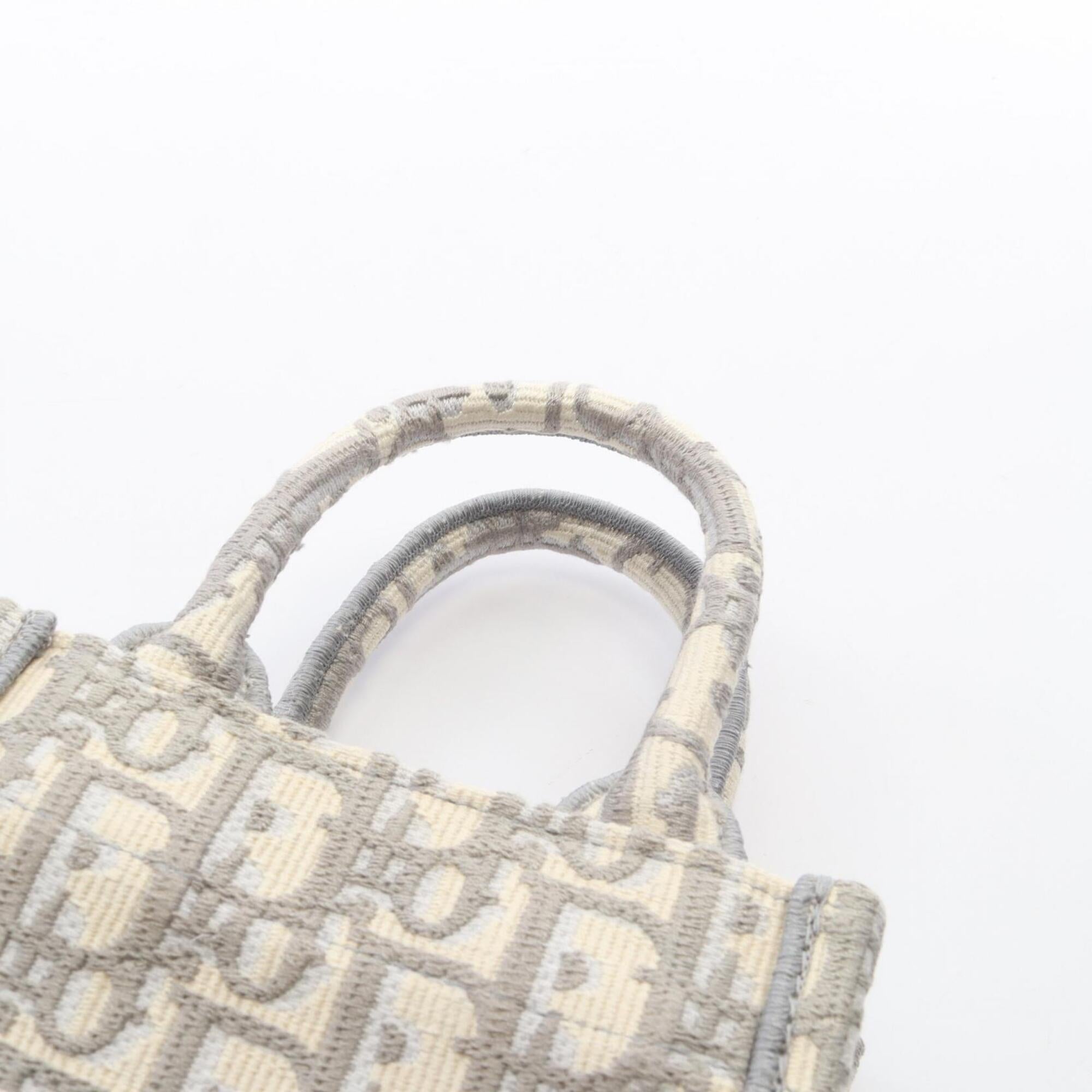 Christian Dior Gray White Canvas Handbag Tote Bag (Pre-Owned)