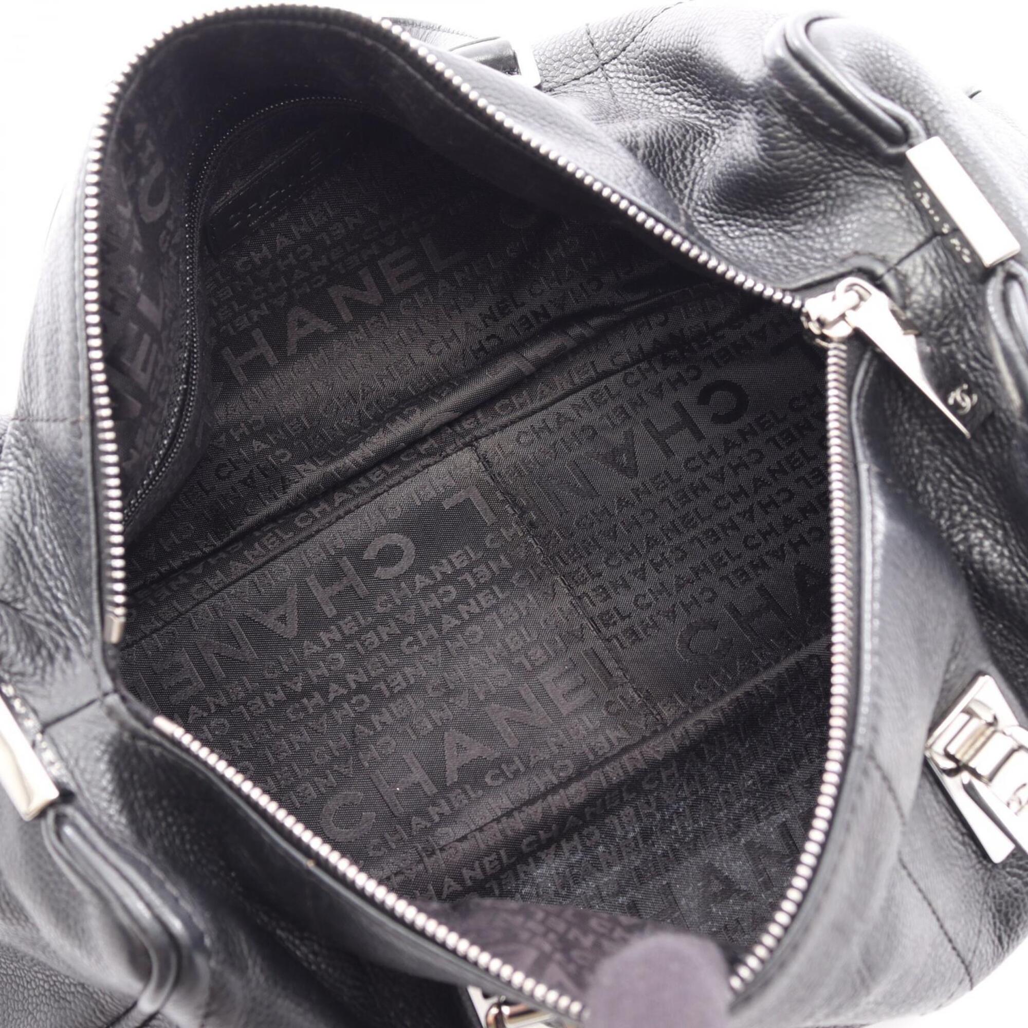 Chanel Black Grained Calfskin Handbag (Pre-Owned)