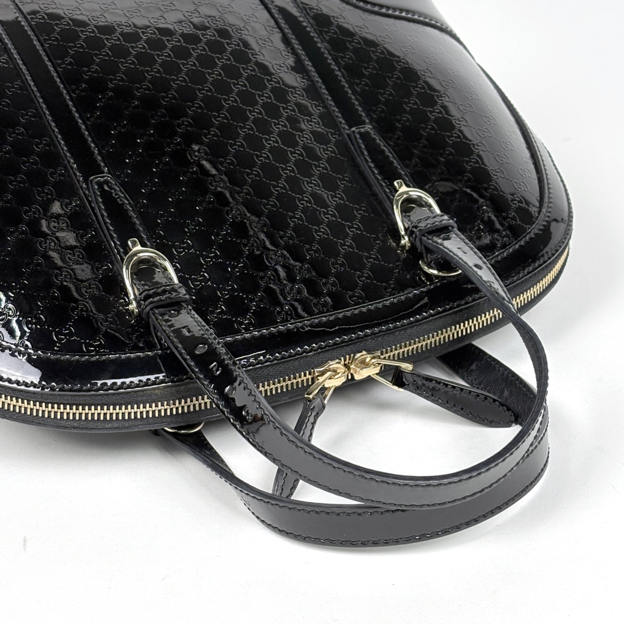 Gucci Black Patent Leather Handbag (Pre-Owned)