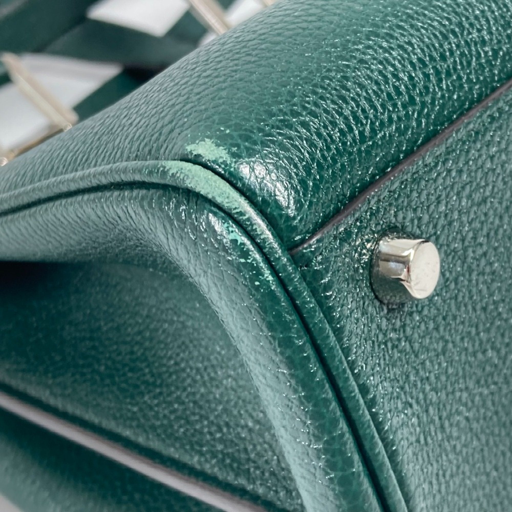 Gucci Green Leather Handbag (Pre-Owned)