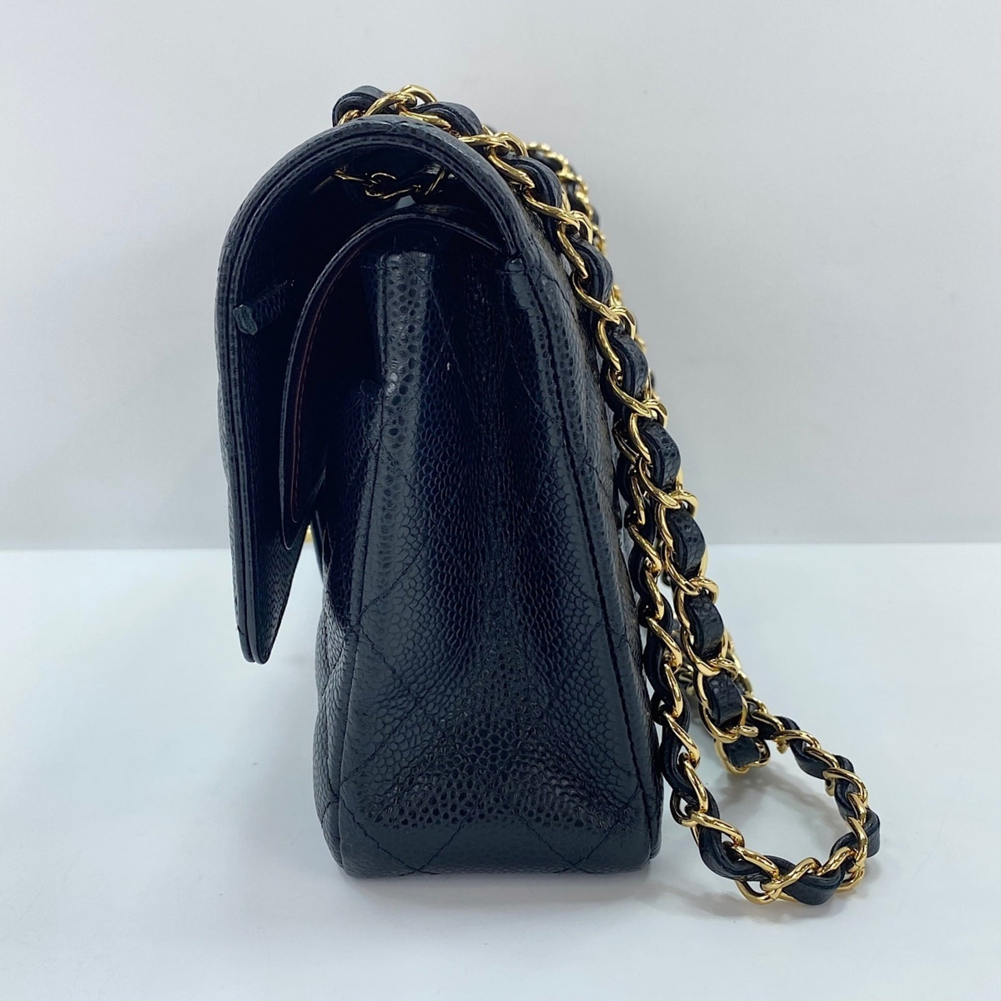 Chanel Black Handbag (Pre-Owned)