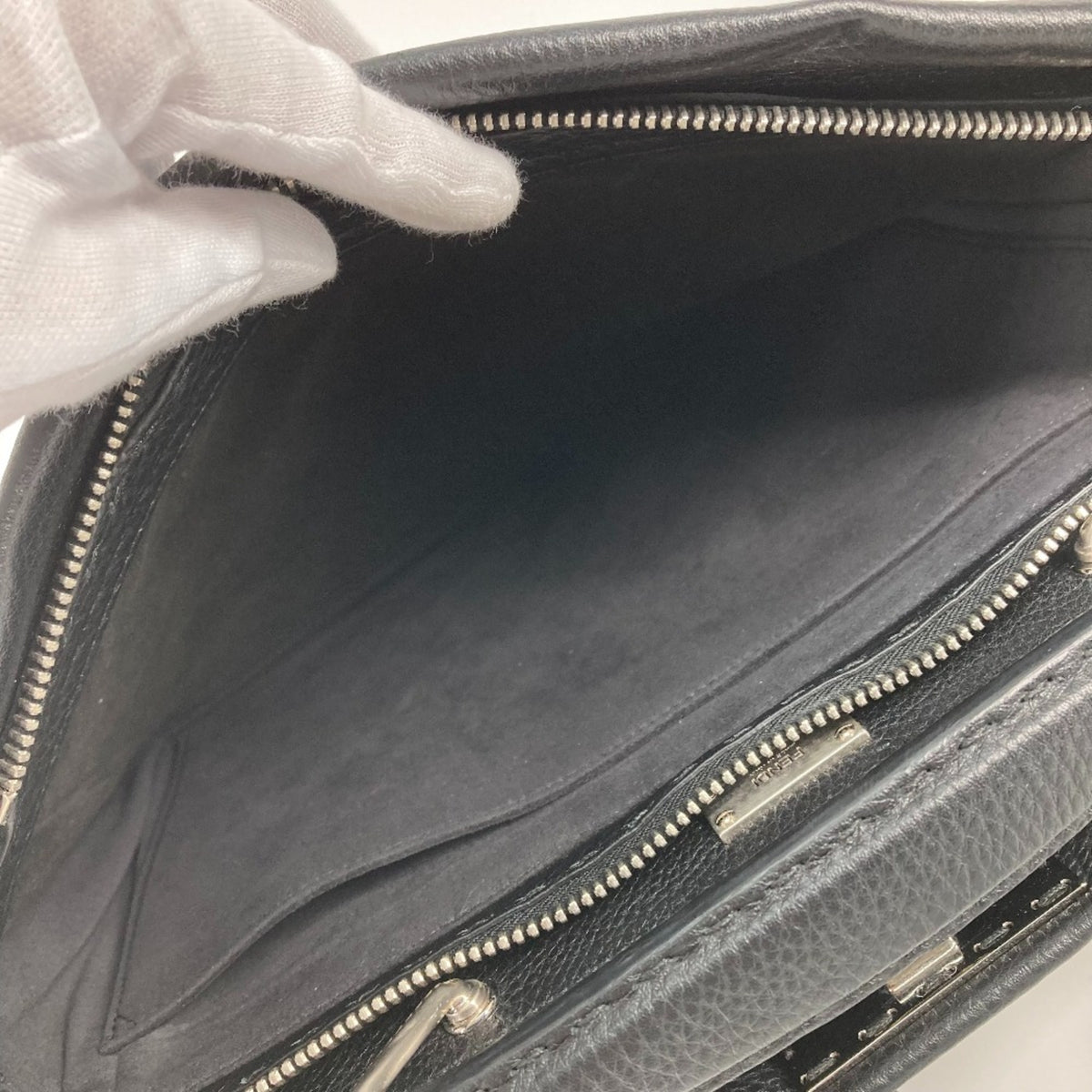 Fendi Black Leather Handbag (Pre-Owned)