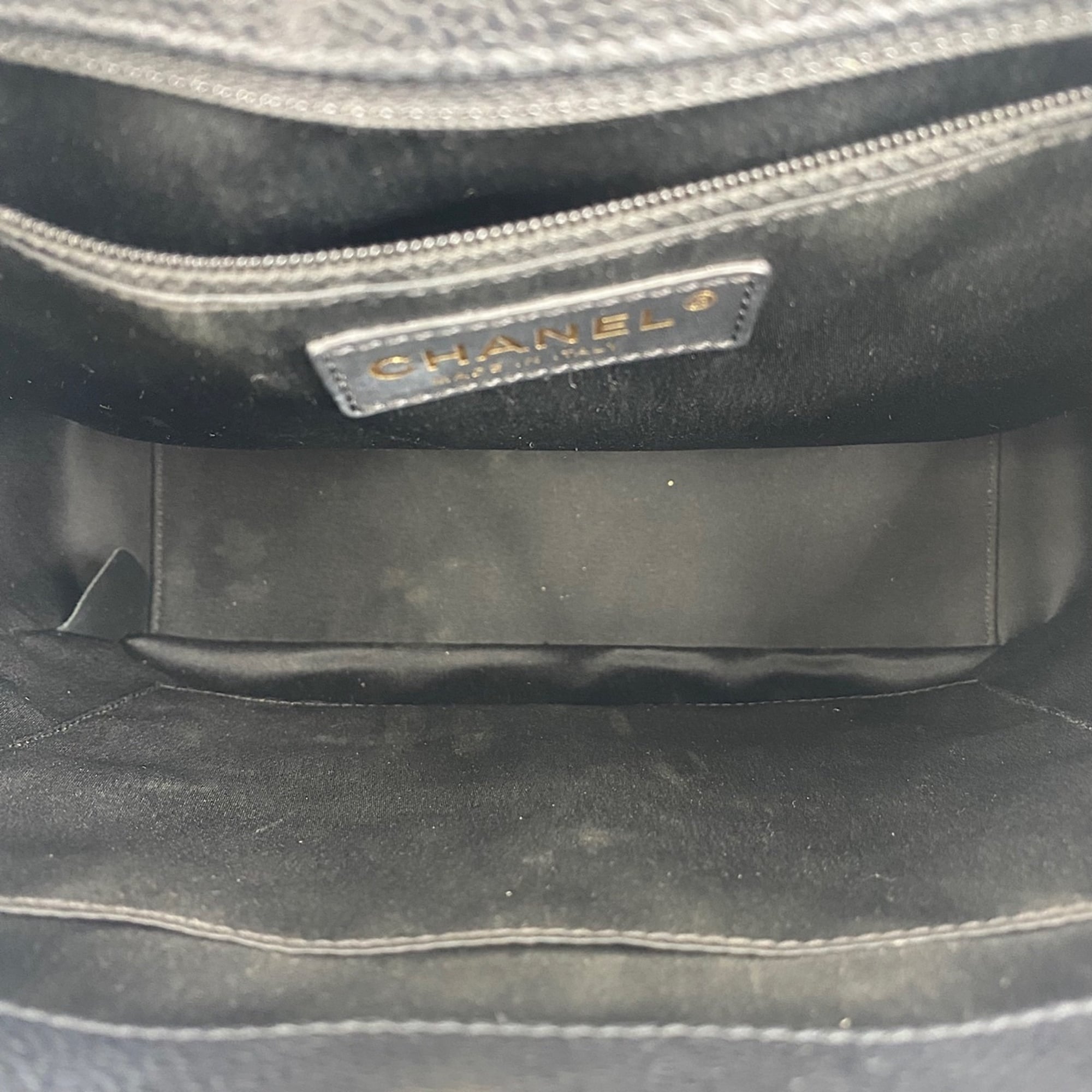 Chanel Matelasse Black Handbag (Pre-Owned)