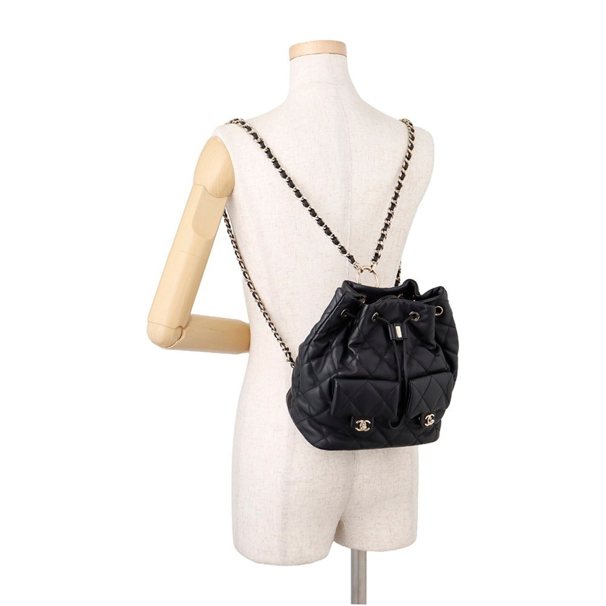 Chanel Matelasse Black Leather Backpack (Pre-Owned)