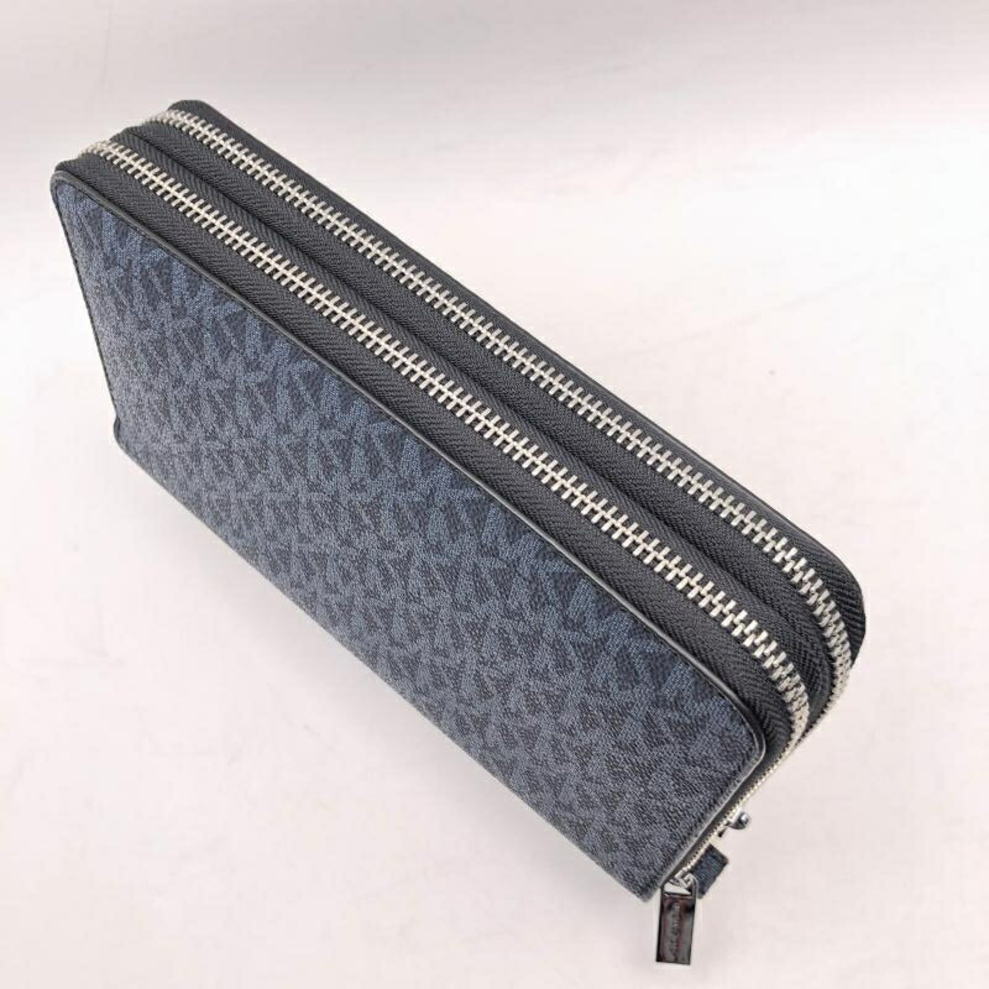 Michael Kors Blue Long Wallet (Bi-Fold) (Pre-Owned)