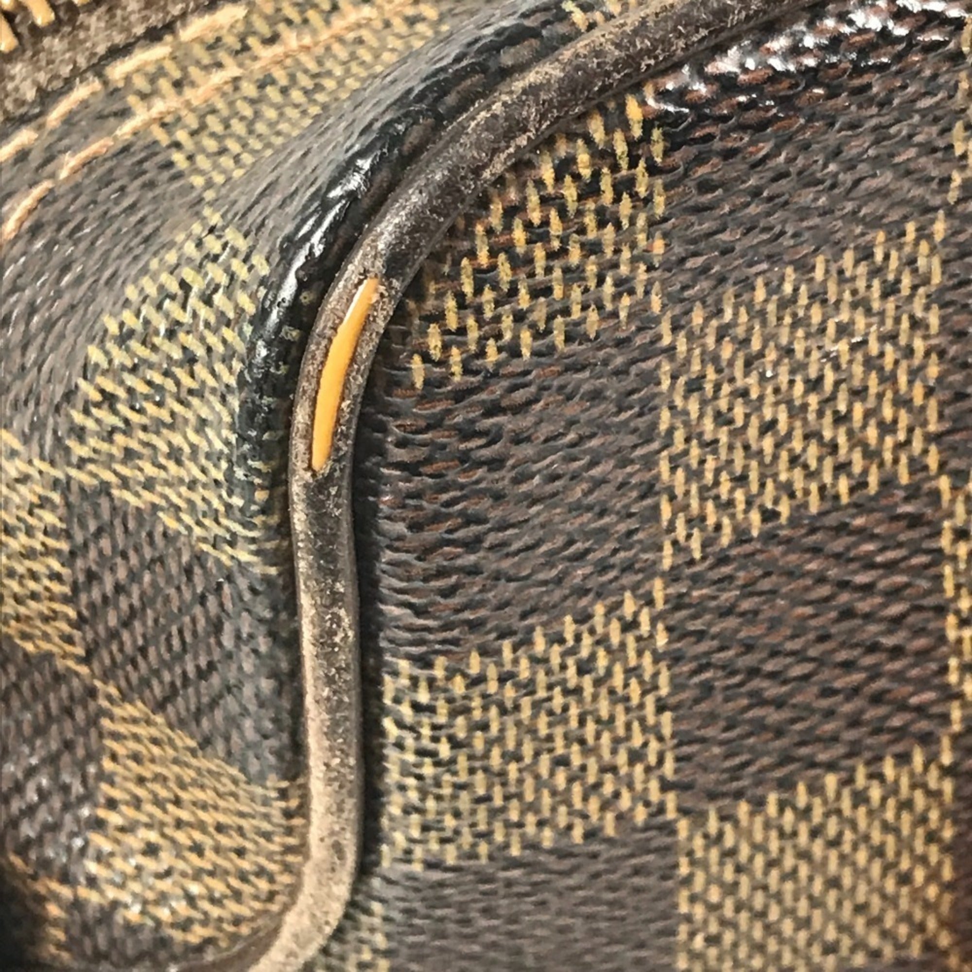 Louis Vuitton Brown Ebene Damier Canvas Pochette Shoulder Bag (Pre-Owned)