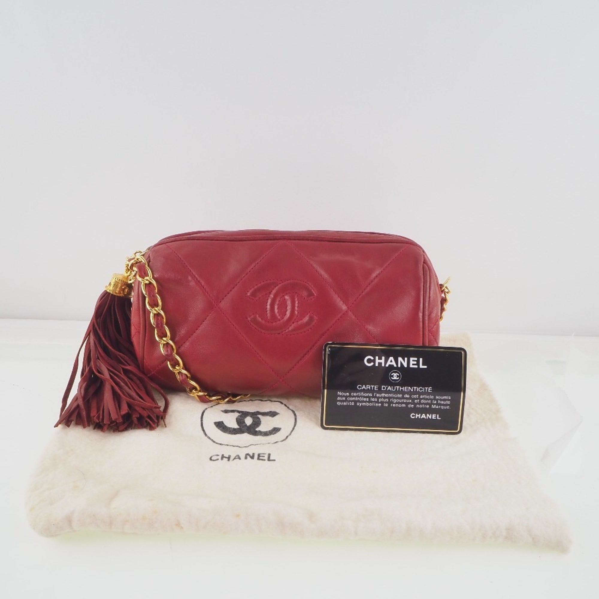 Chanel Matelasse Gold Red Color Shoulder Bag (Pre-Owned)