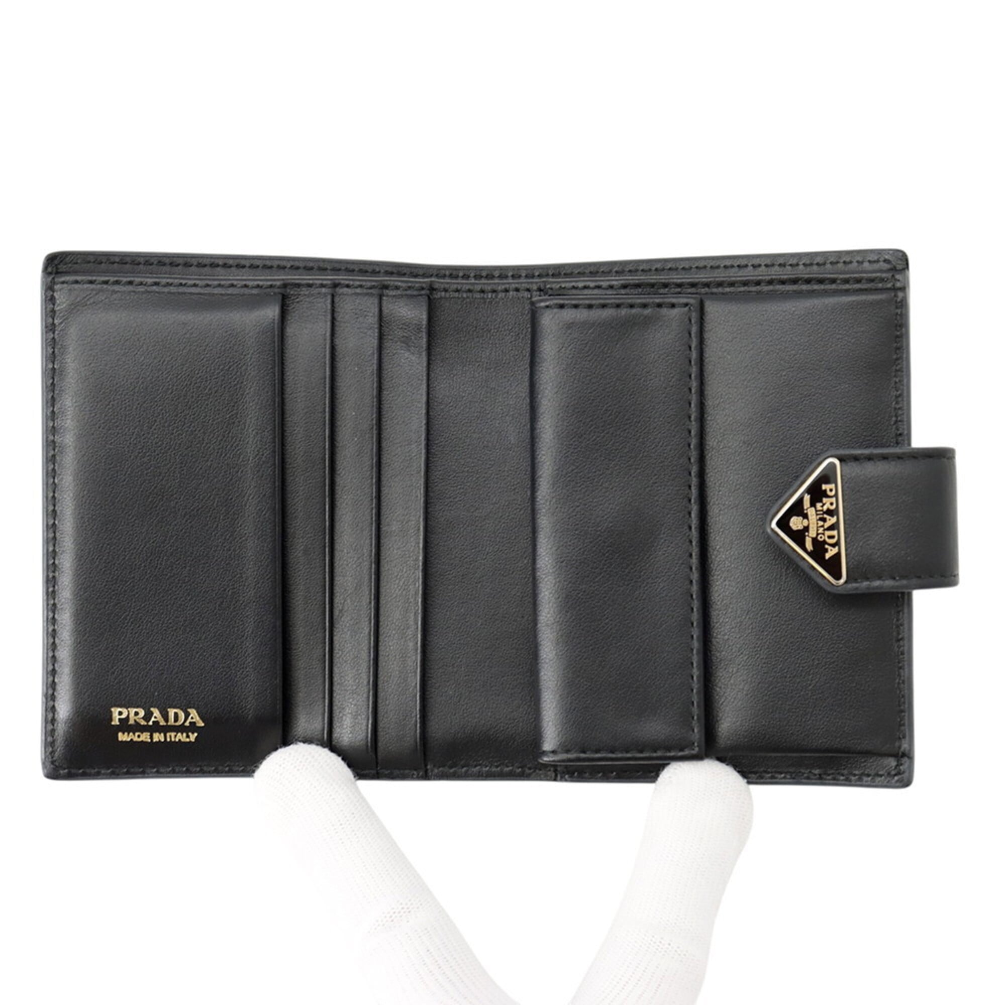 Prada Black Saffiano Wallet (Bi-Fold) (Pre-Owned)