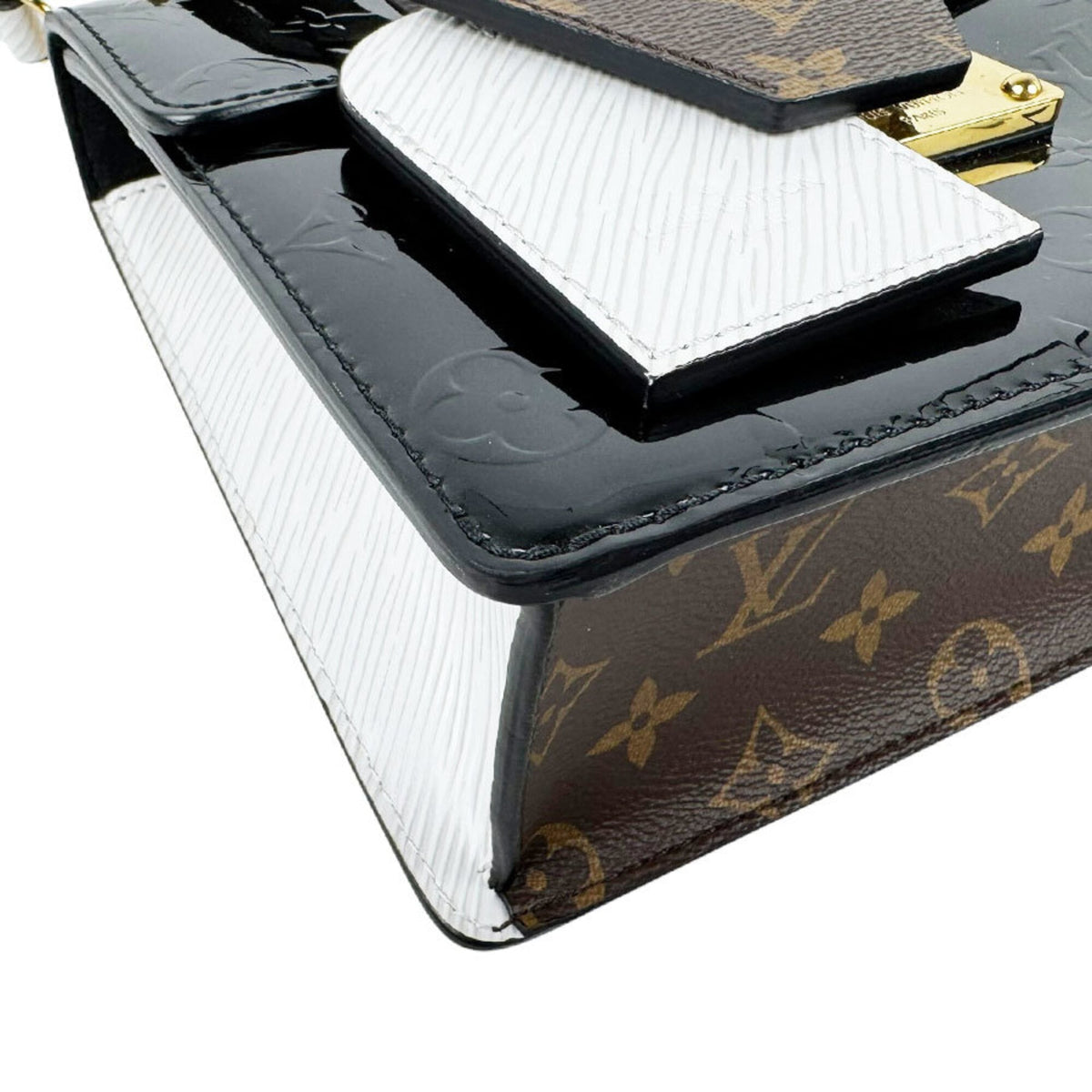Louis Vuitton Monogram Noir Monogram Vernis Monogram Handbag Shoulder Bag (Pre-Owned)