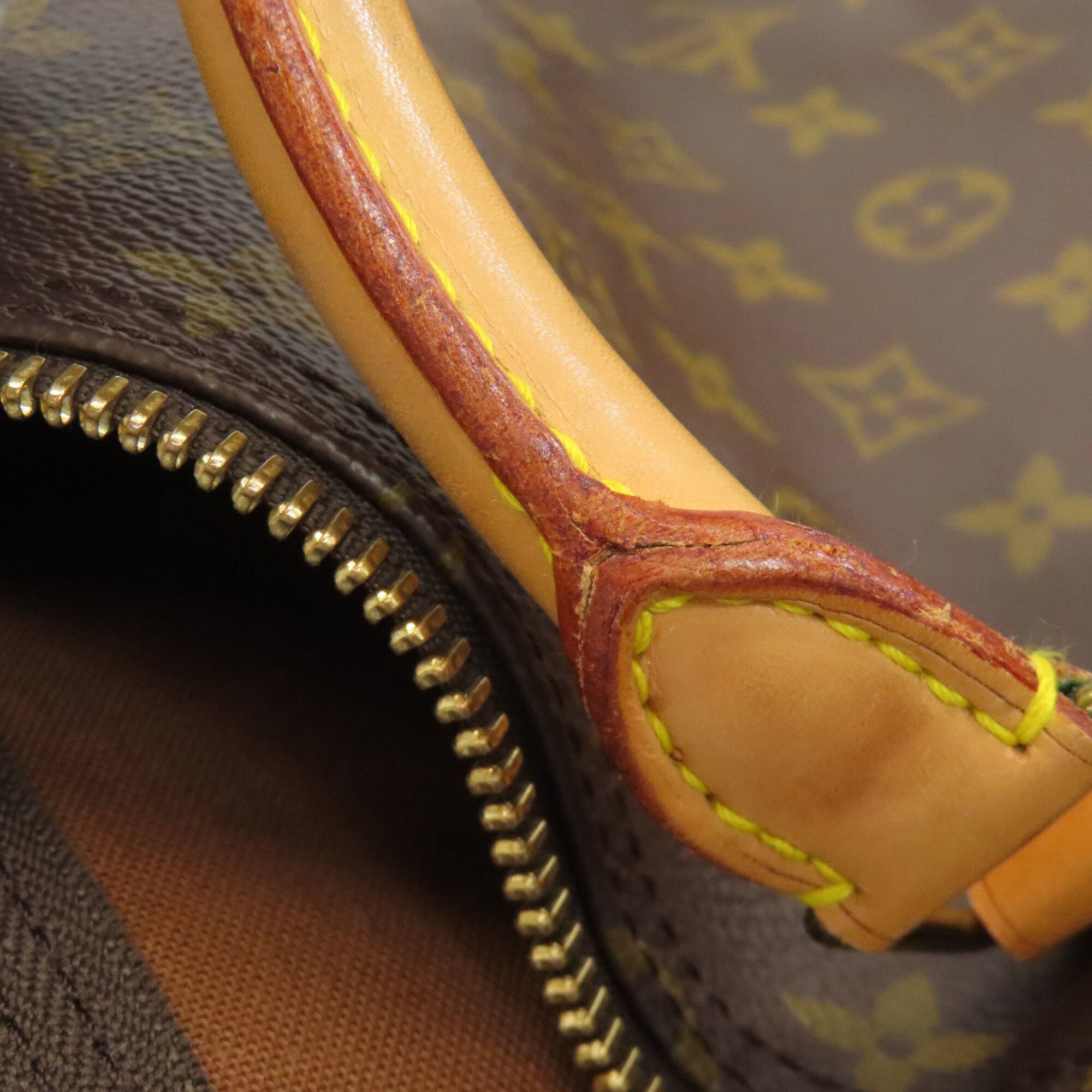 Louis Vuitton Monogram Monogram Boston Bag (Pre-Owned)