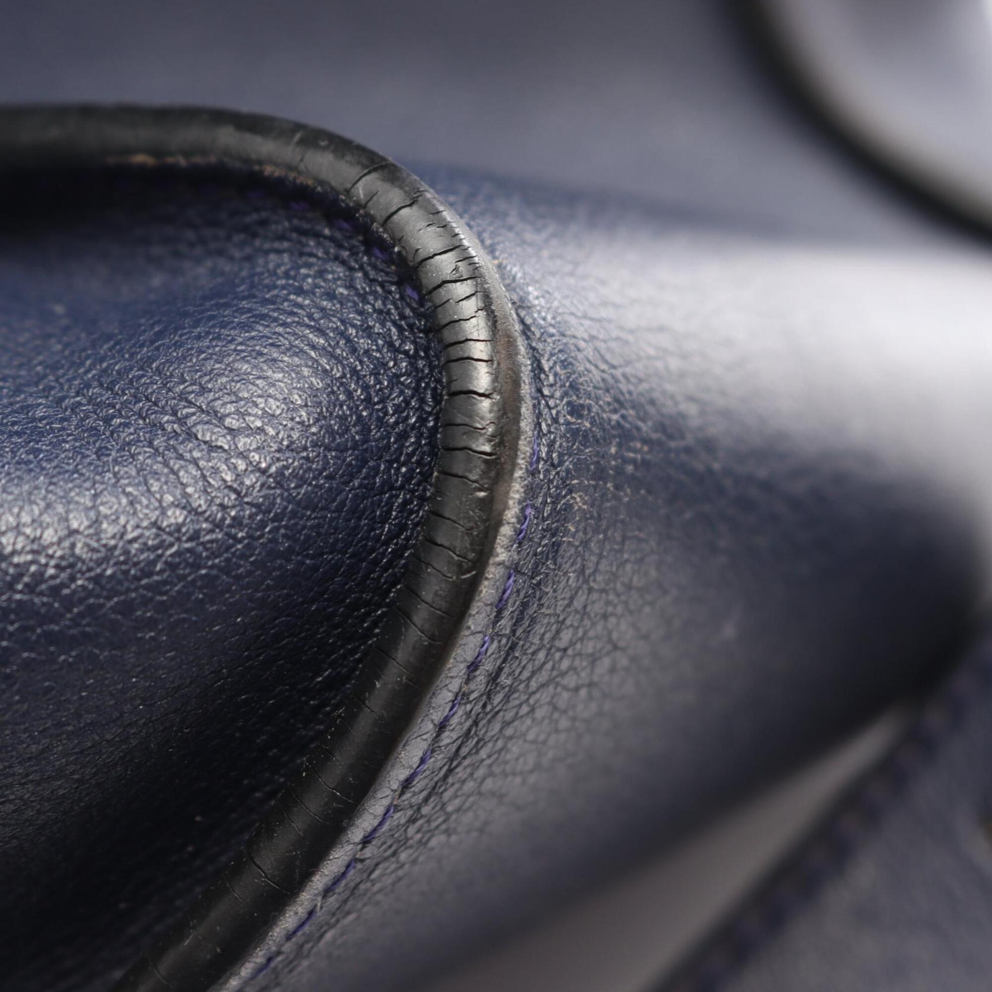 Loewe Navy Leather Handbag (Pre-Owned)