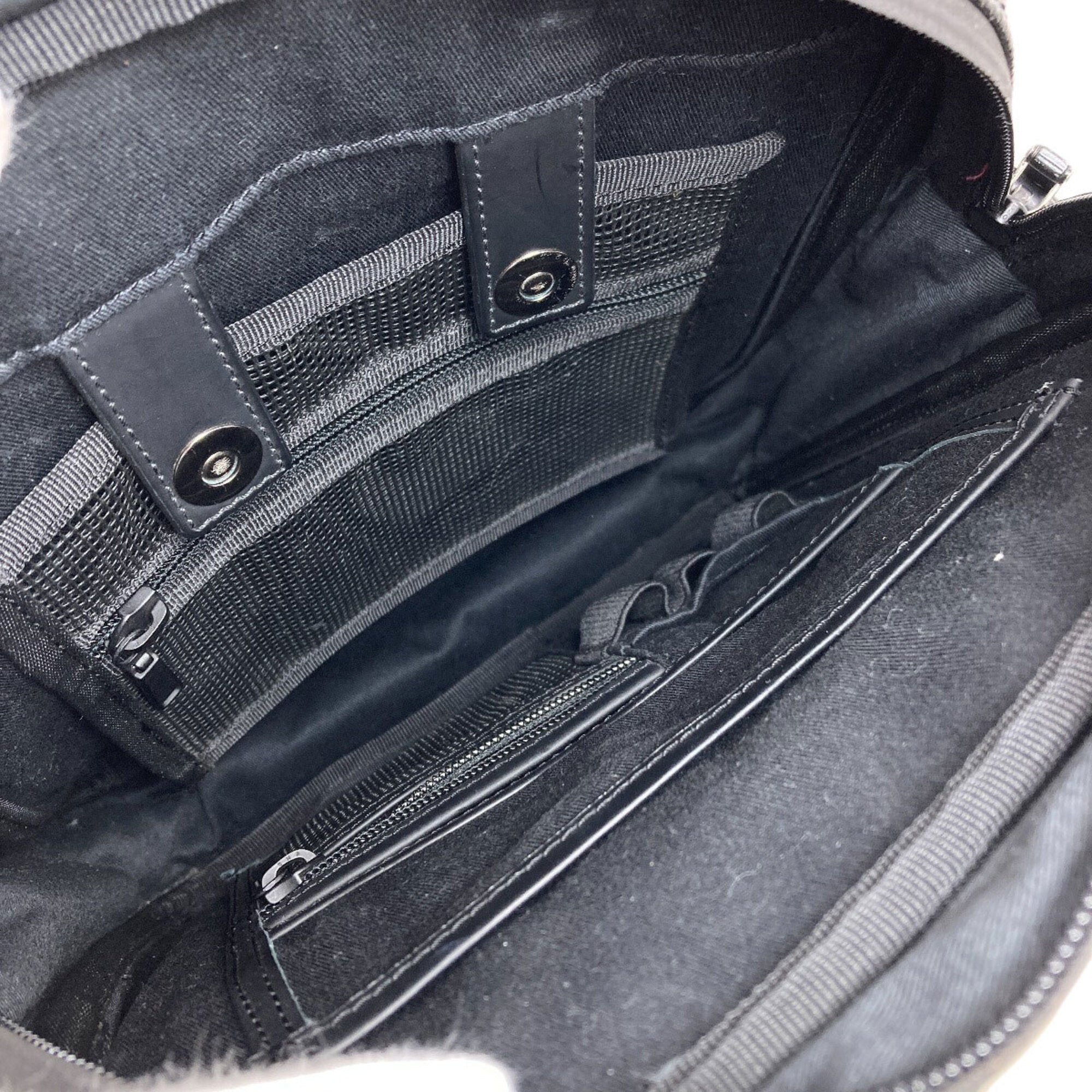 Dunhill Black Pvc Shoulder Bag (Pre-Owned)