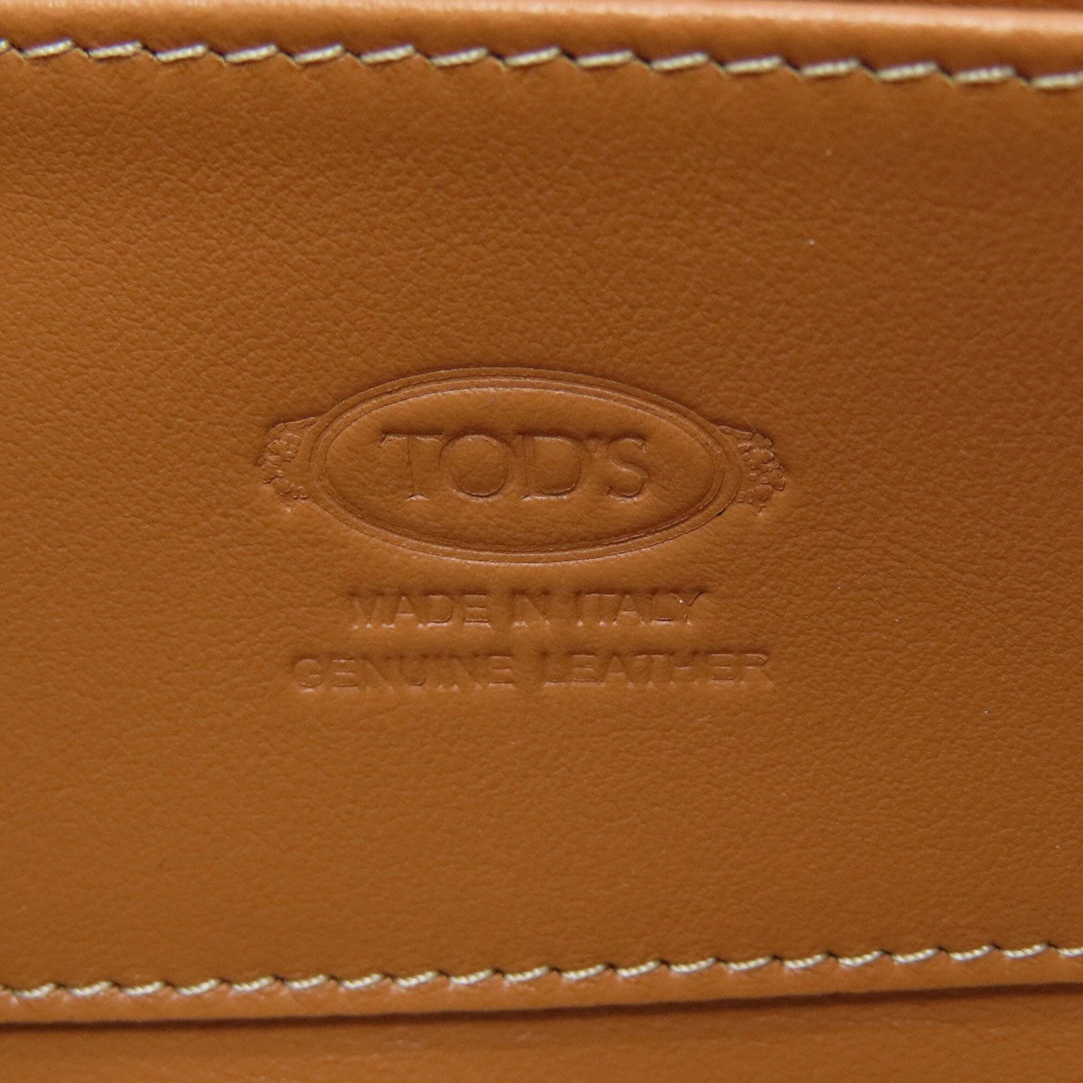 Tod's Brown Leather Shoulder Bag (Pre-Owned)