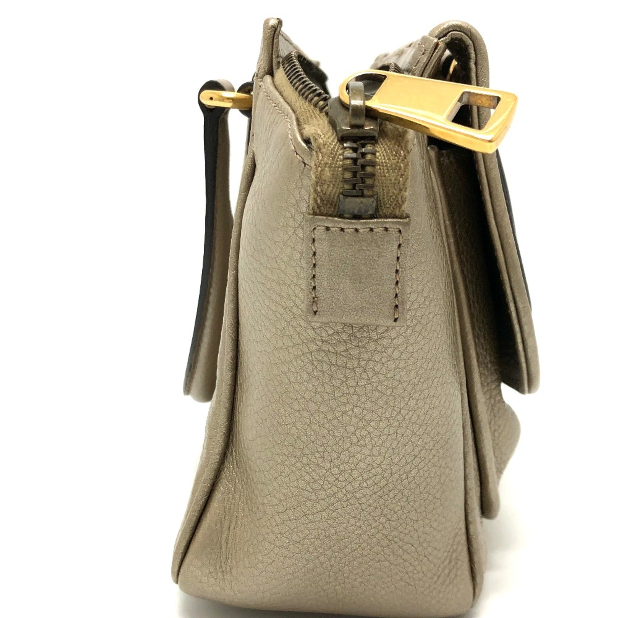Gucci Gold Leather Handbag (Pre-Owned)
