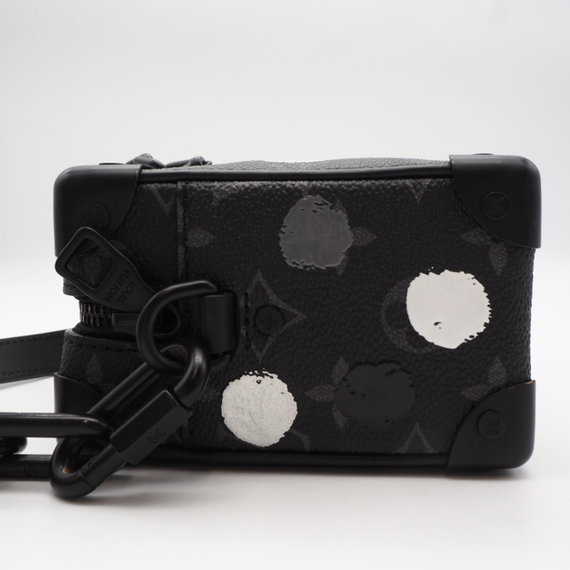 Louis Vuitton Black White Leather Shoulder Bag (Pre-Owned)