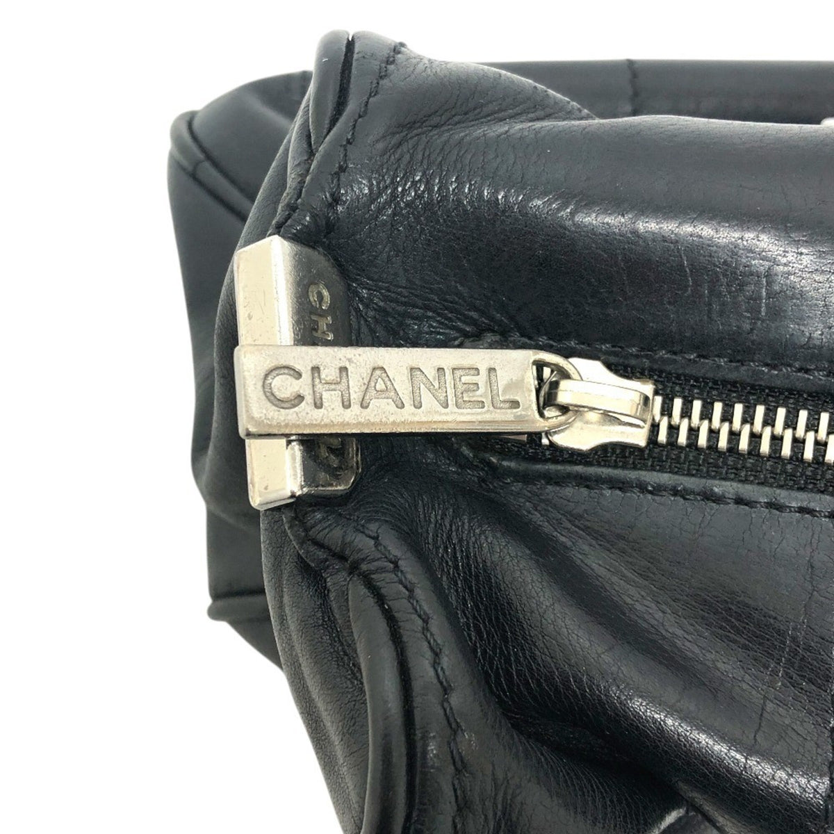 Chanel Black Leather Handbag Tote Bag (Pre-Owned)