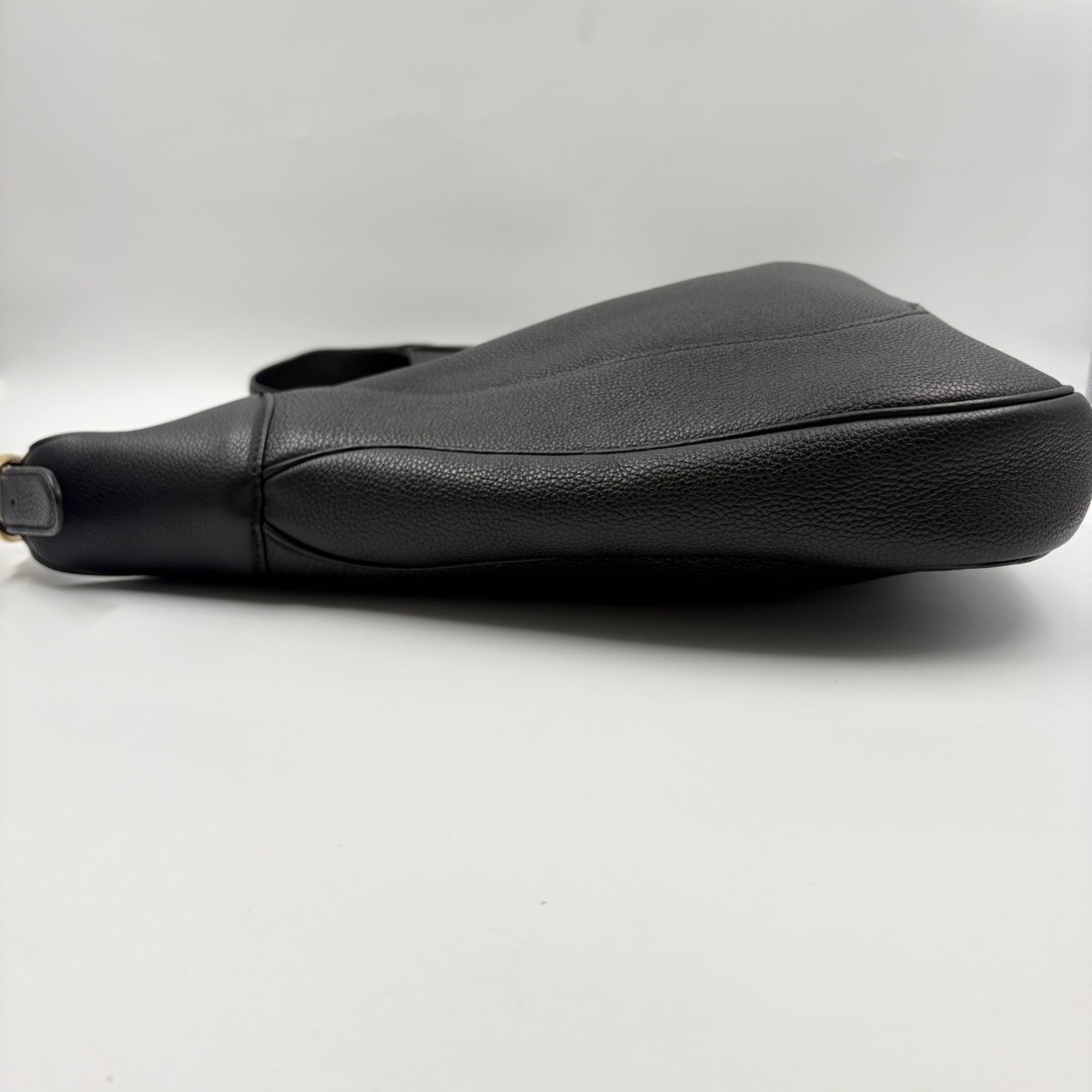 Gucci Jackie Black Shoulder Bag (Pre-Owned)