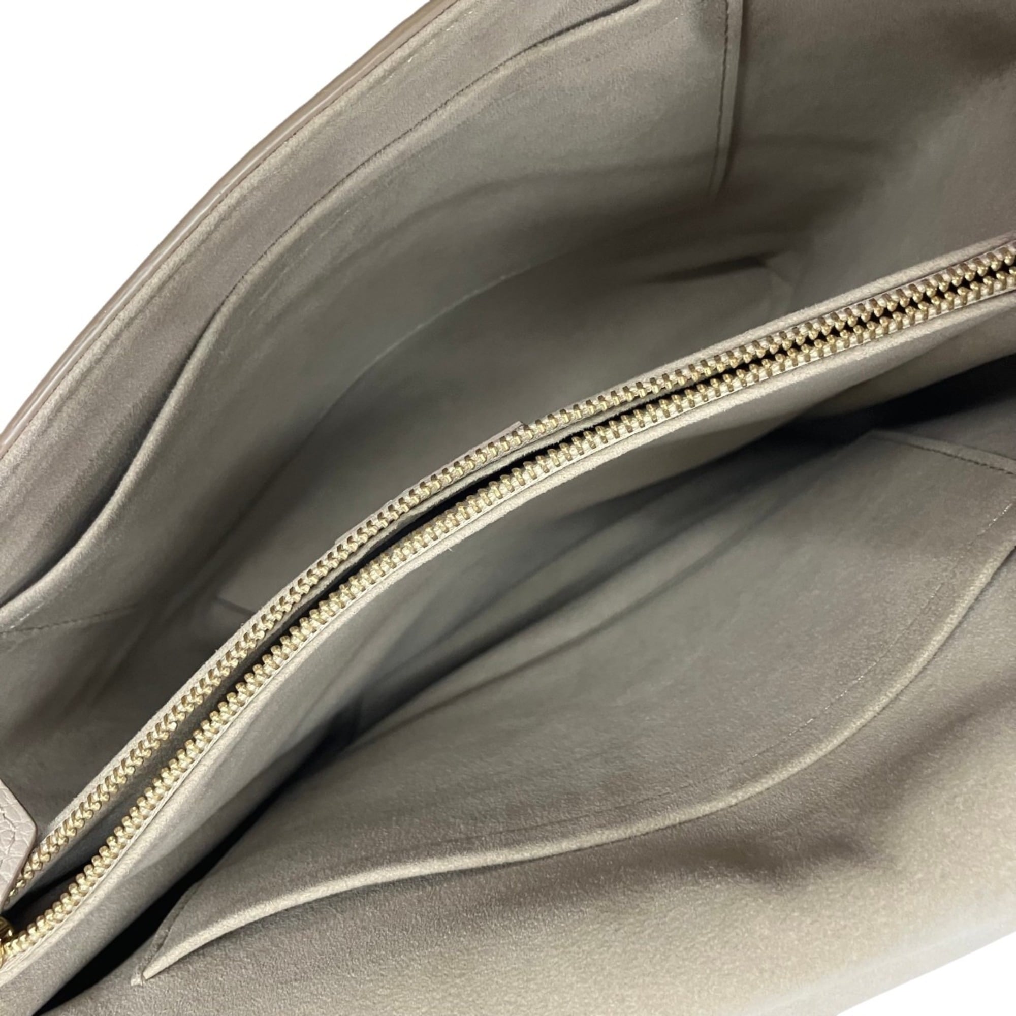Louis Vuitton Galle Leather Handbag (Pre-Owned)