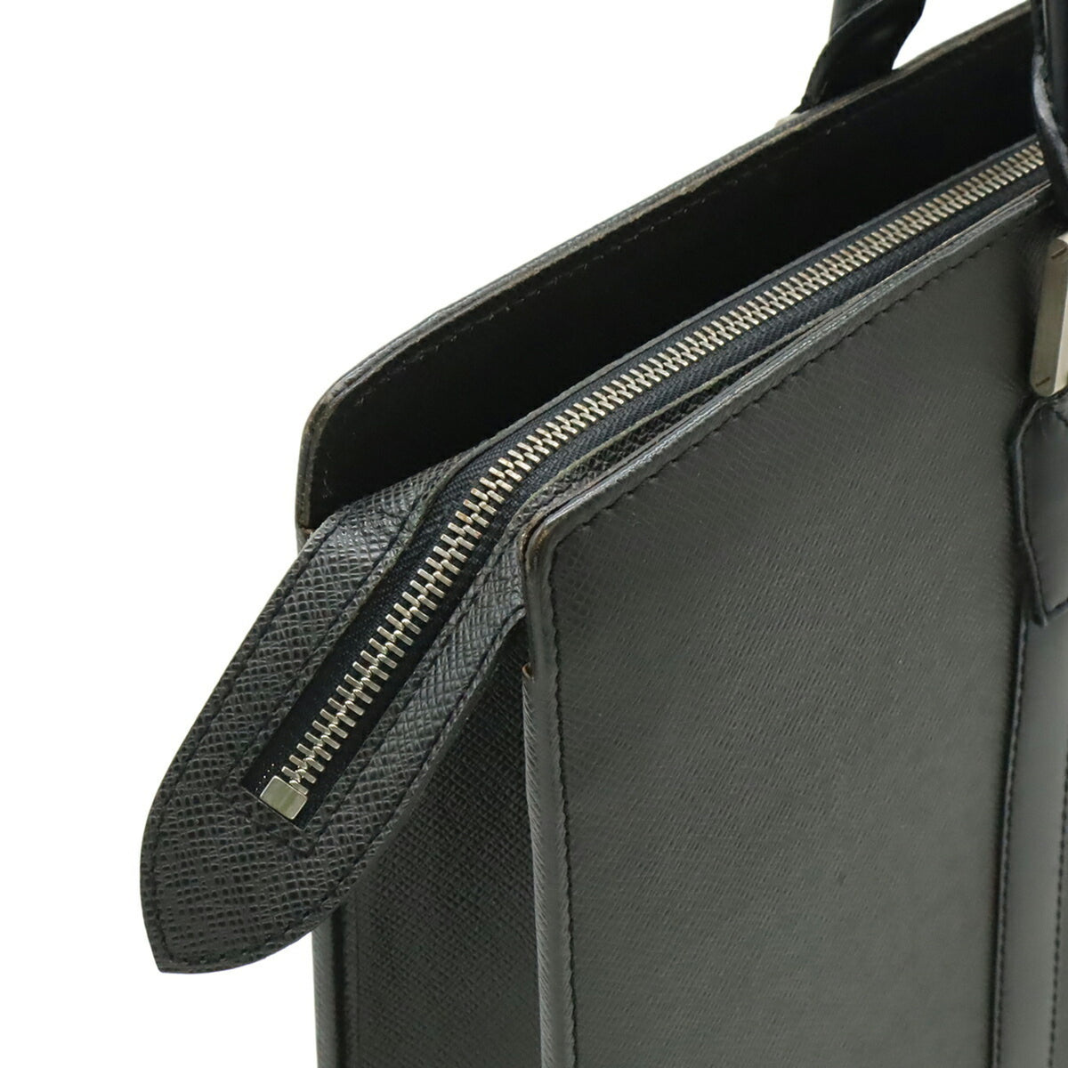Louis Vuitton Ardoise Taiga Leather Leather Briefcase (Pre-Owned)