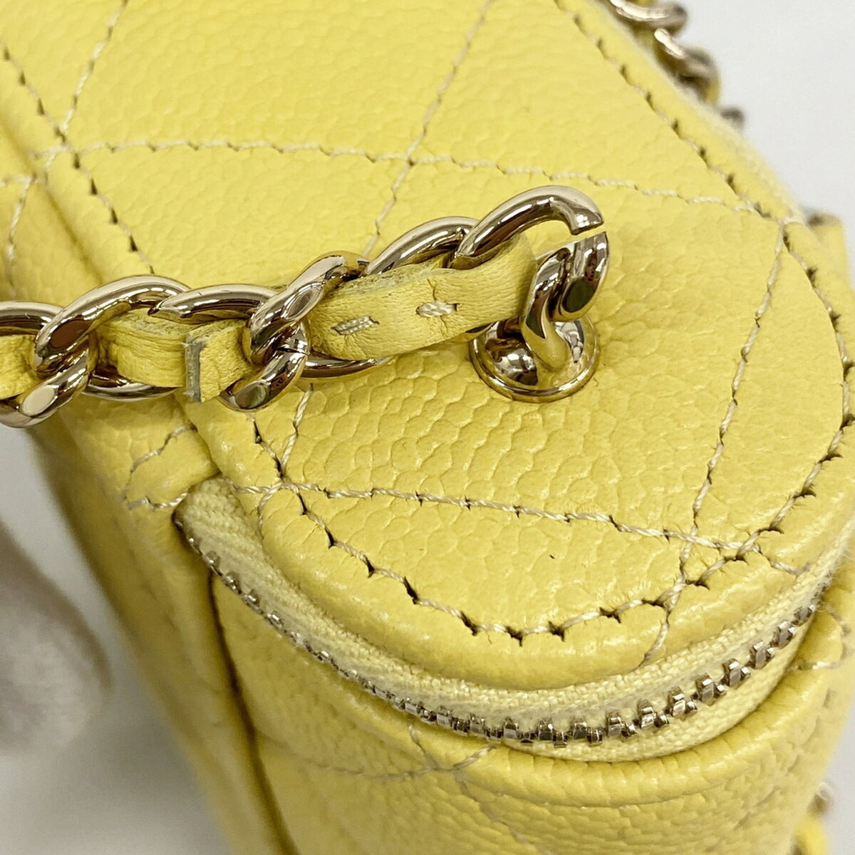 Chanel Yellow Grained Calfskin Shoulder Bag (Pre-Owned)