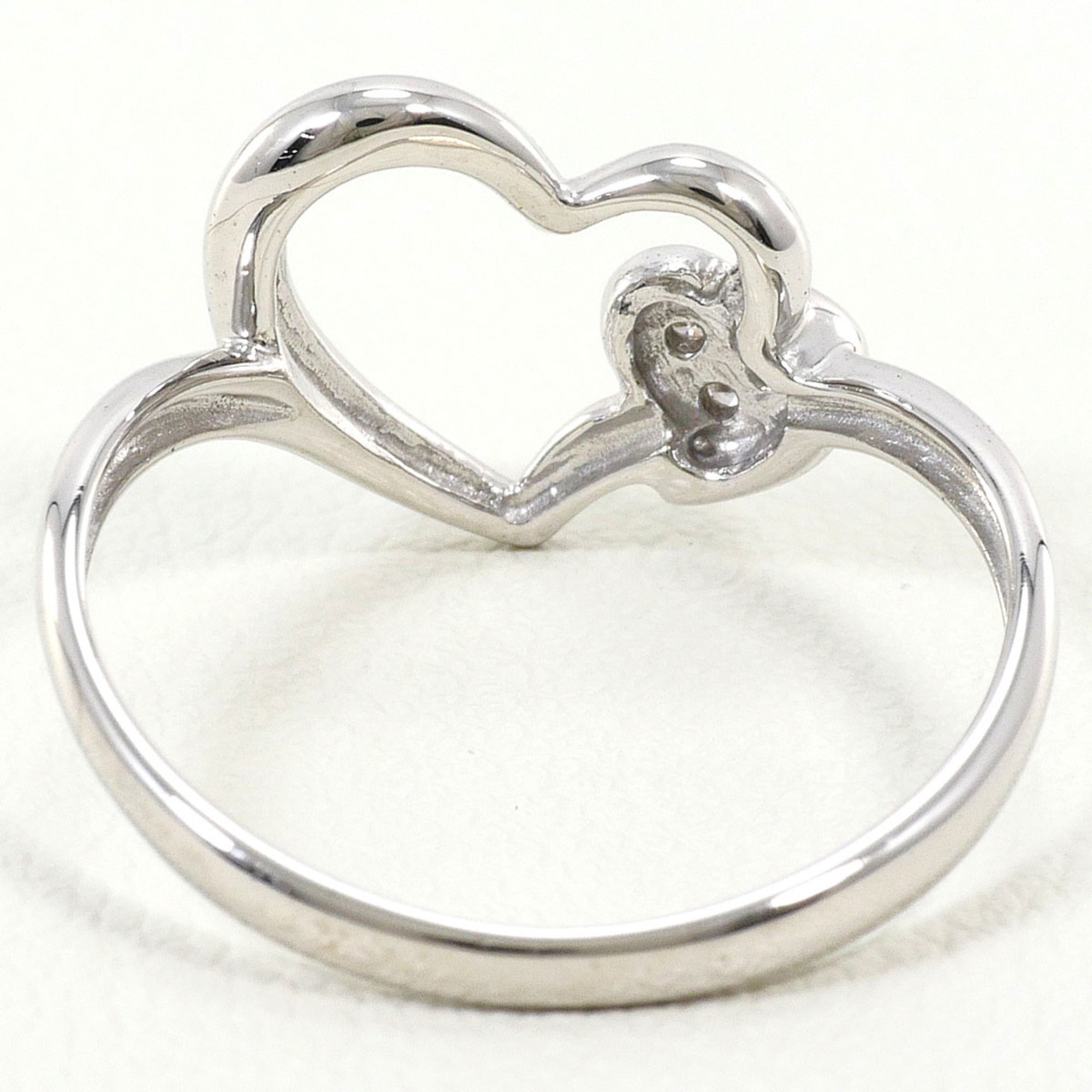 Unbranded White Gold White Gold (18K) Band Ring (Pre-Owned)