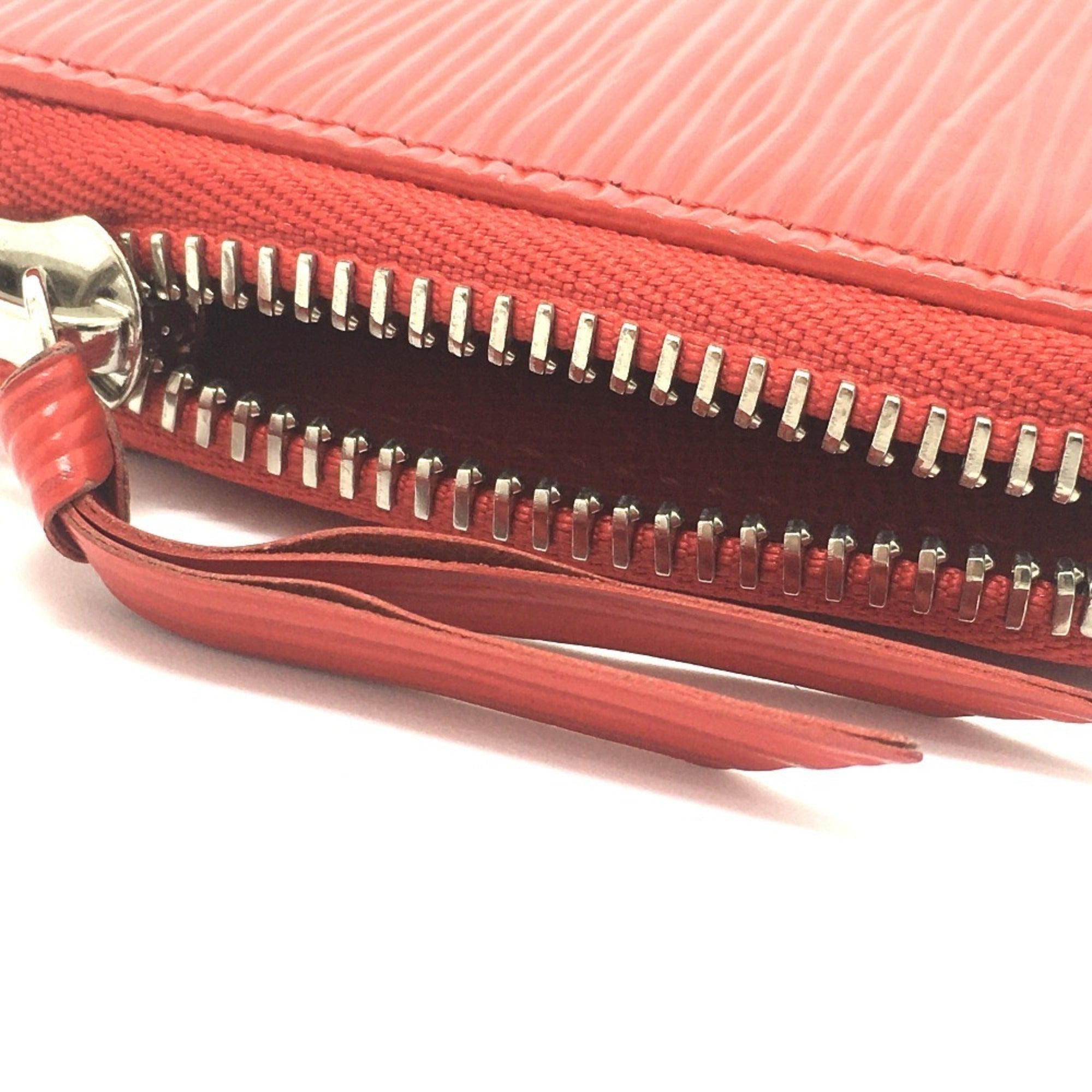 Louis Vuitton Epi Coquelicots Red Color Epi Leather Long Wallet (Bi-Fold) (Pre-Owned)