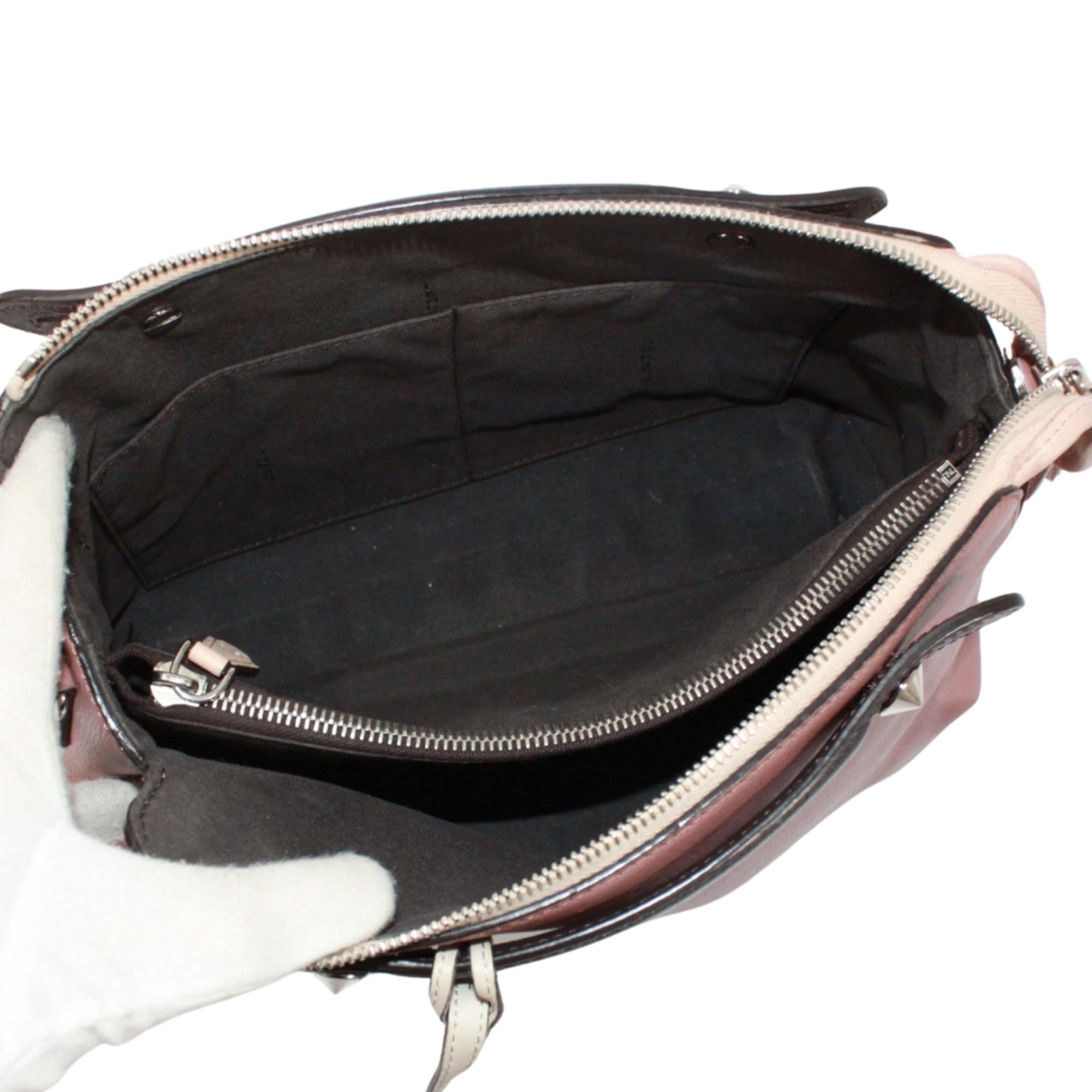 Fendi Black Ivory Pink Leather Handbag Shoulder Bag (Pre-Owned)