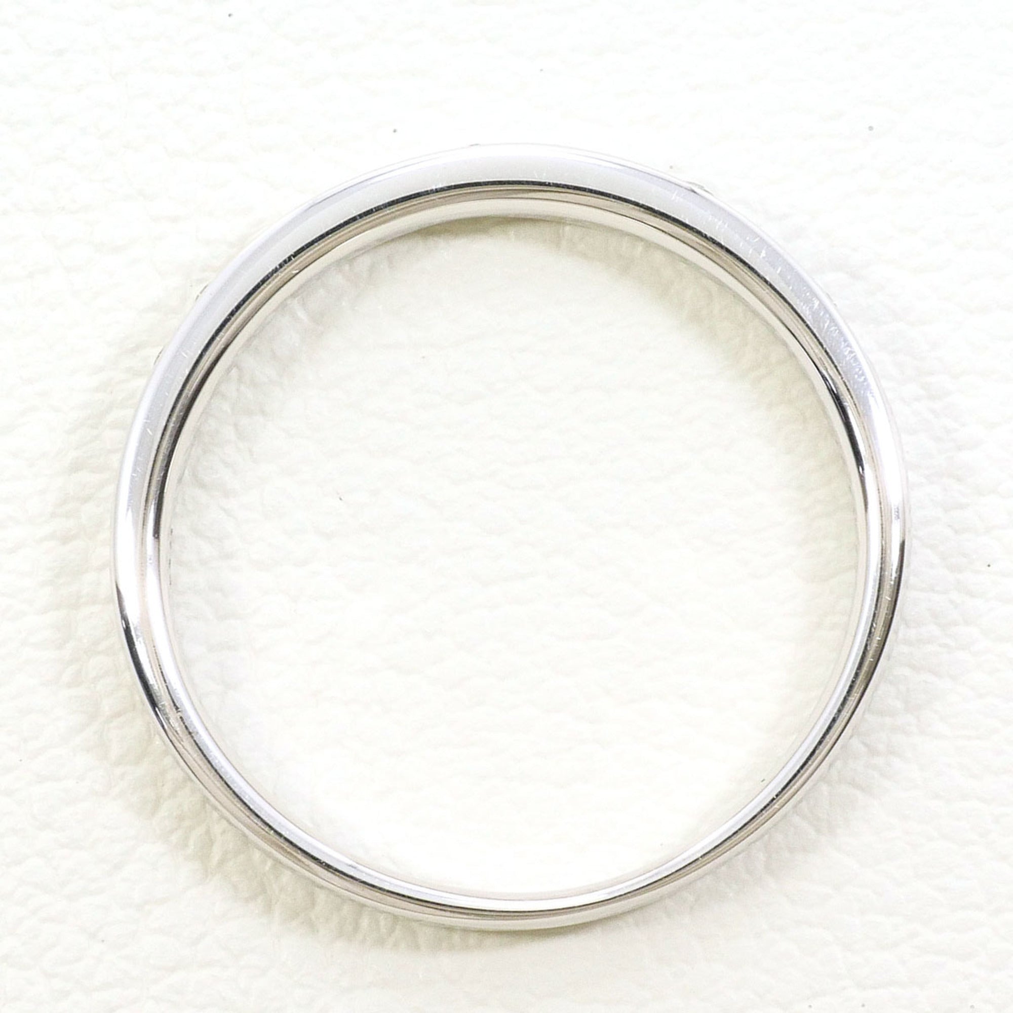 Unbranded White Gold White Gold (10K) Band Ring (Pre-Owned)