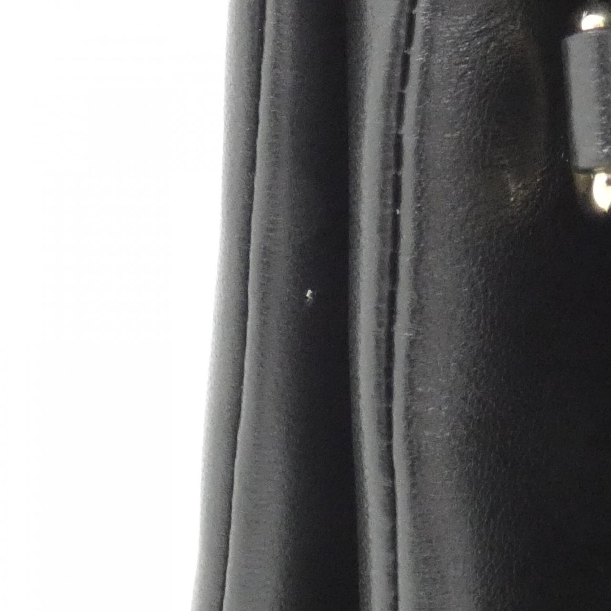 Louis Vuitton Black Leather Pochette Shoulder Bag (Pre-Owned)