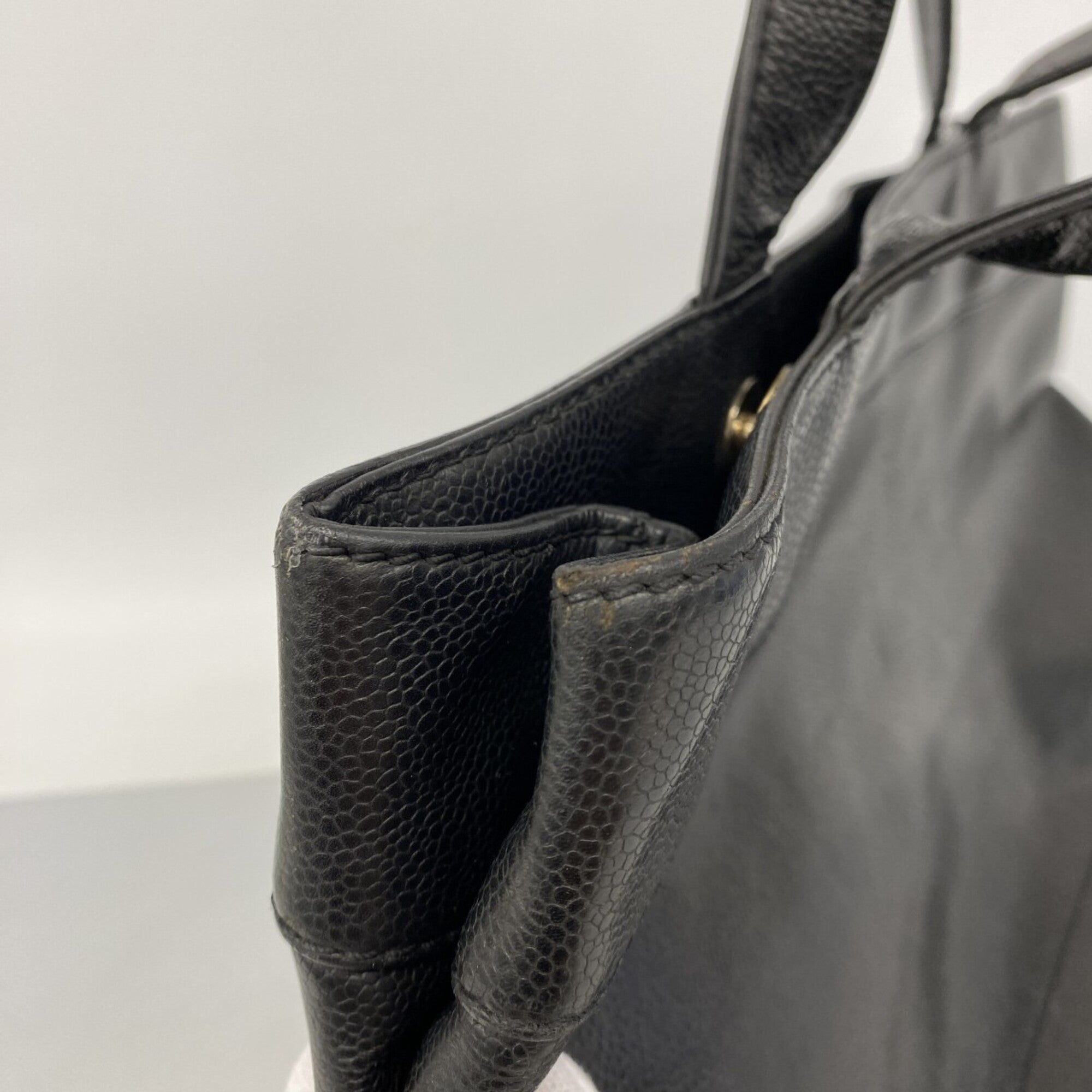 Chanel Black Grained Calfskin Tote Bag (Pre-Owned)