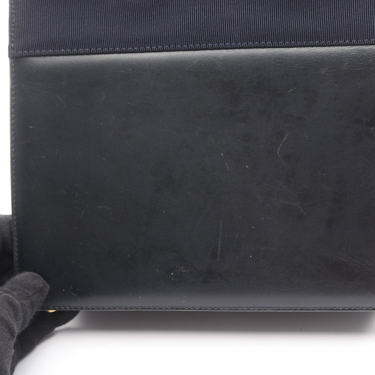 Salvatore Ferragamo Navy Leather Handbag (Pre-Owned)